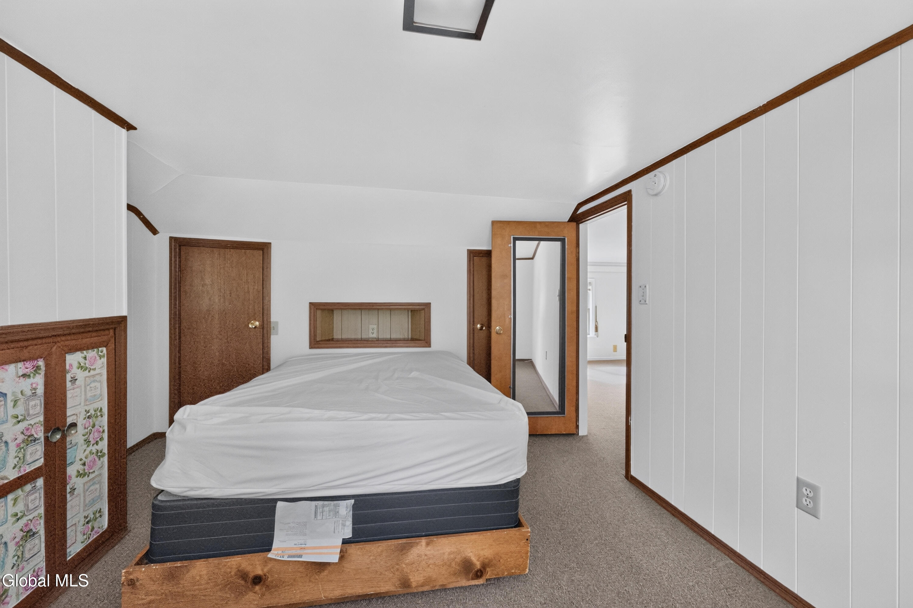 12 Glenwood Road Troy NY 12180