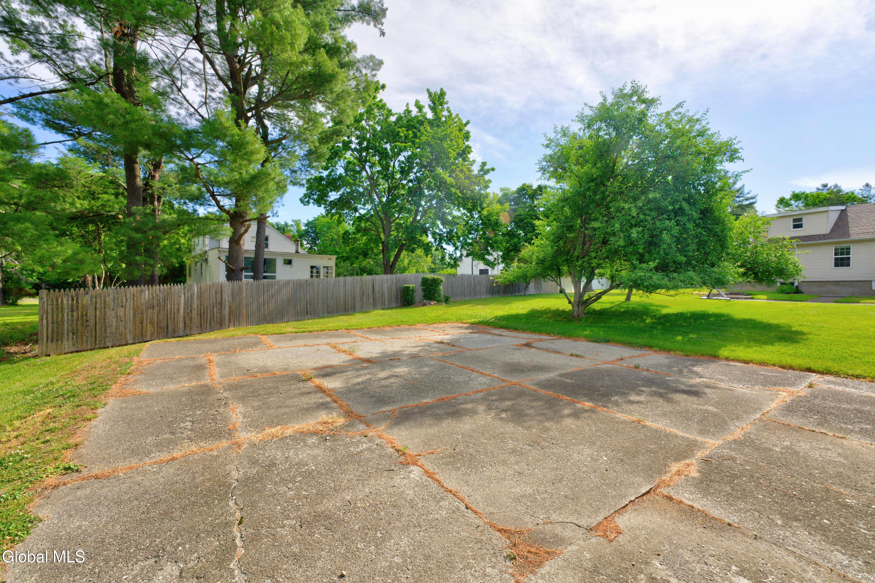 12 Glenwood Road Troy NY 12180
