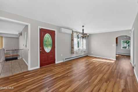 12 Glenwood Road Troy NY 12180