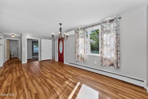 12 Glenwood Road Troy NY 12180