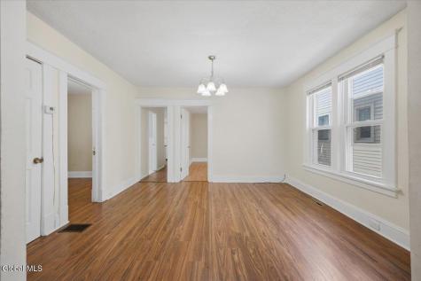 21 Hawk Street Schenectady NY 12307