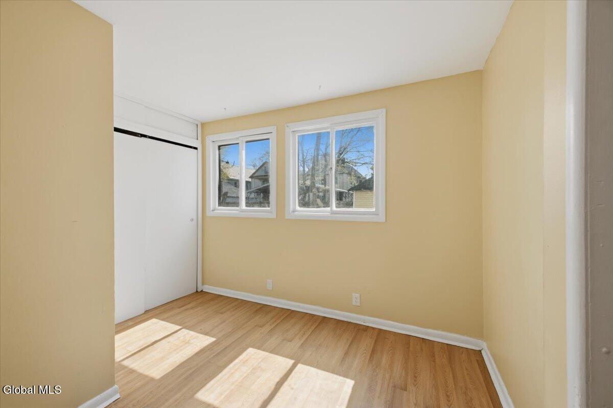 21 Hawk Street Schenectady NY 12307