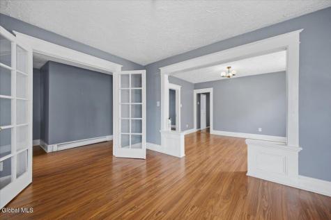 21 Hawk Street Schenectady NY 12307