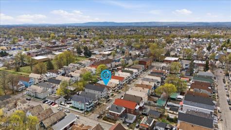 21 Hawk Street Schenectady NY 12307