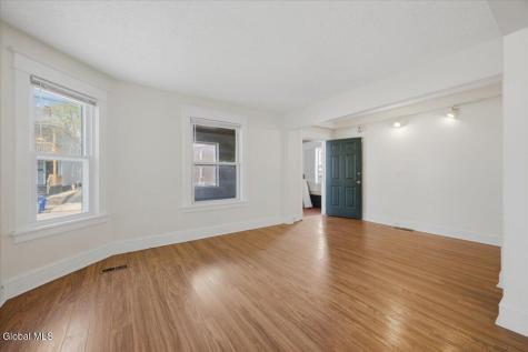 21 Hawk Street Schenectady NY 12307