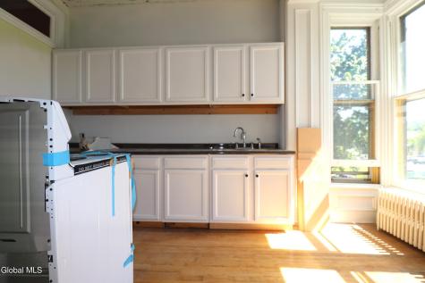 517 3rd Avenue Troy NY 12182