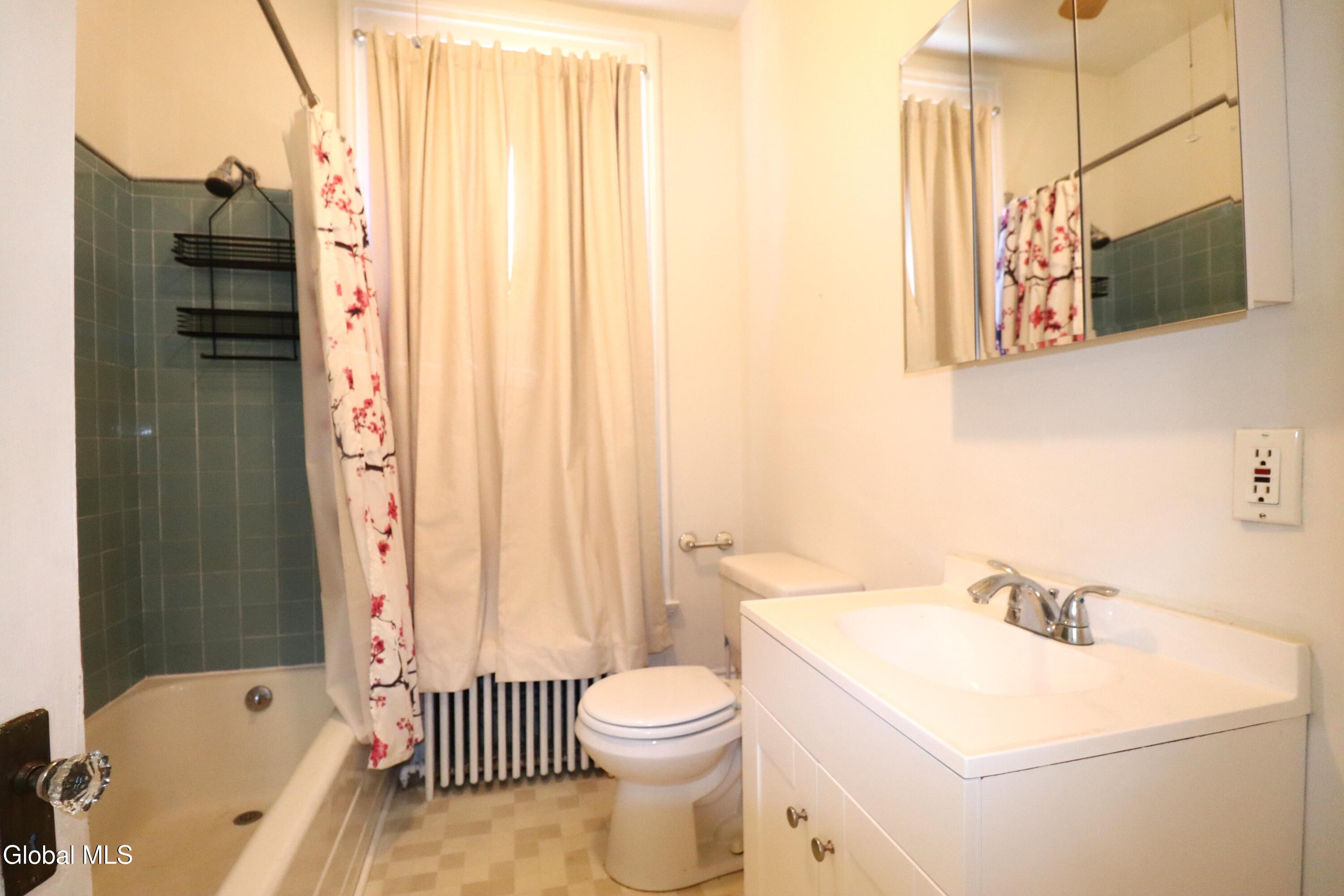 517 3rd Avenue Troy NY 12182