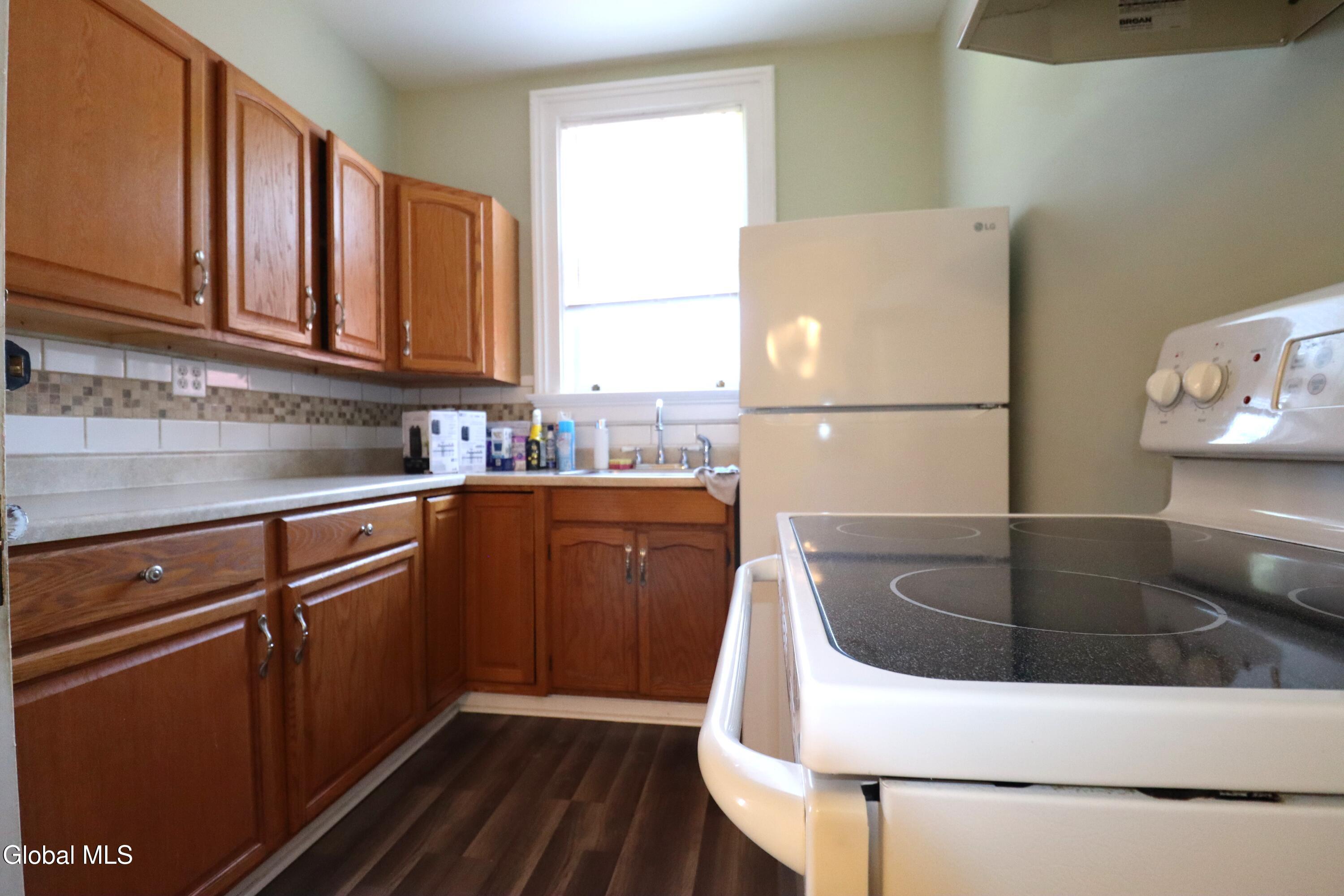 517 3rd Avenue Troy NY 12182
