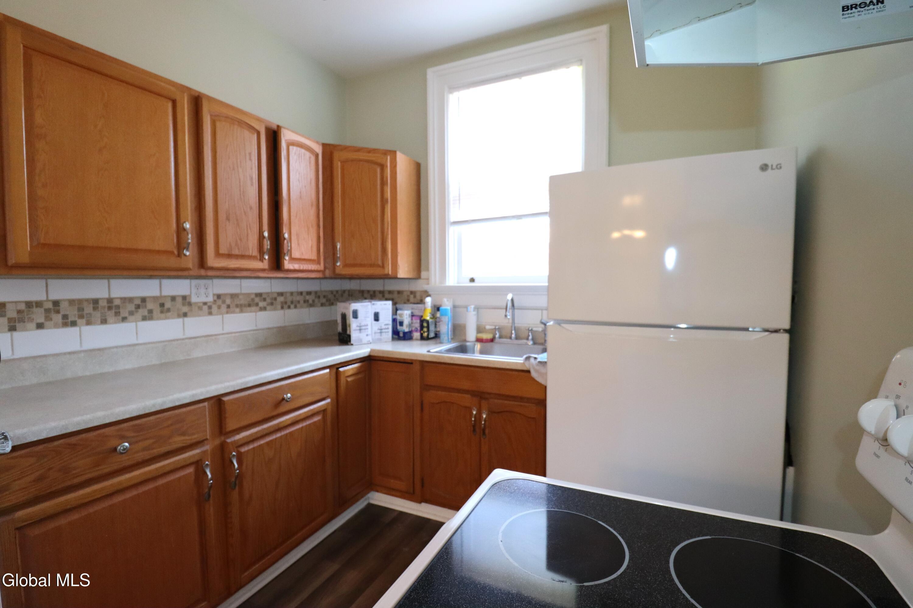 517 3rd Avenue Troy NY 12182