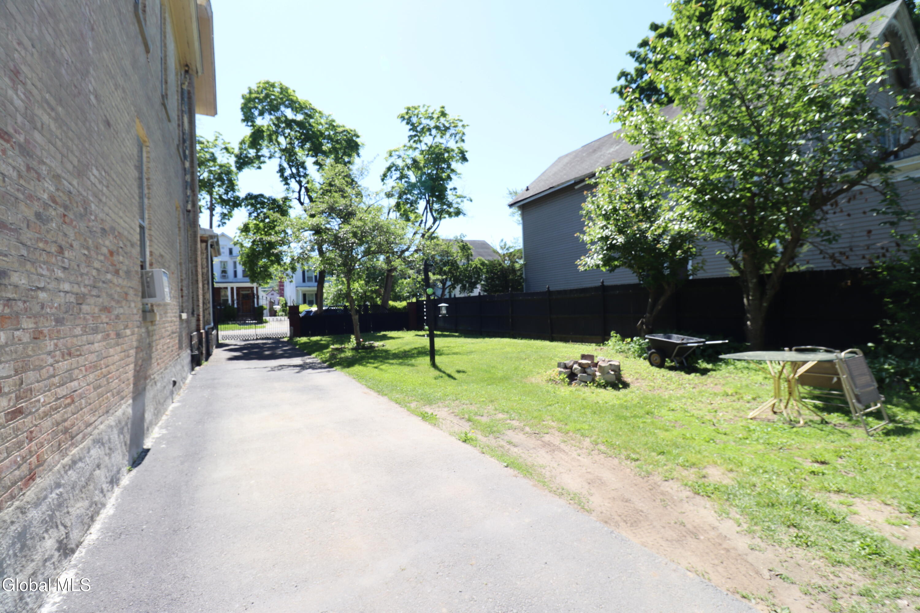 517 3rd Avenue Troy NY 12182