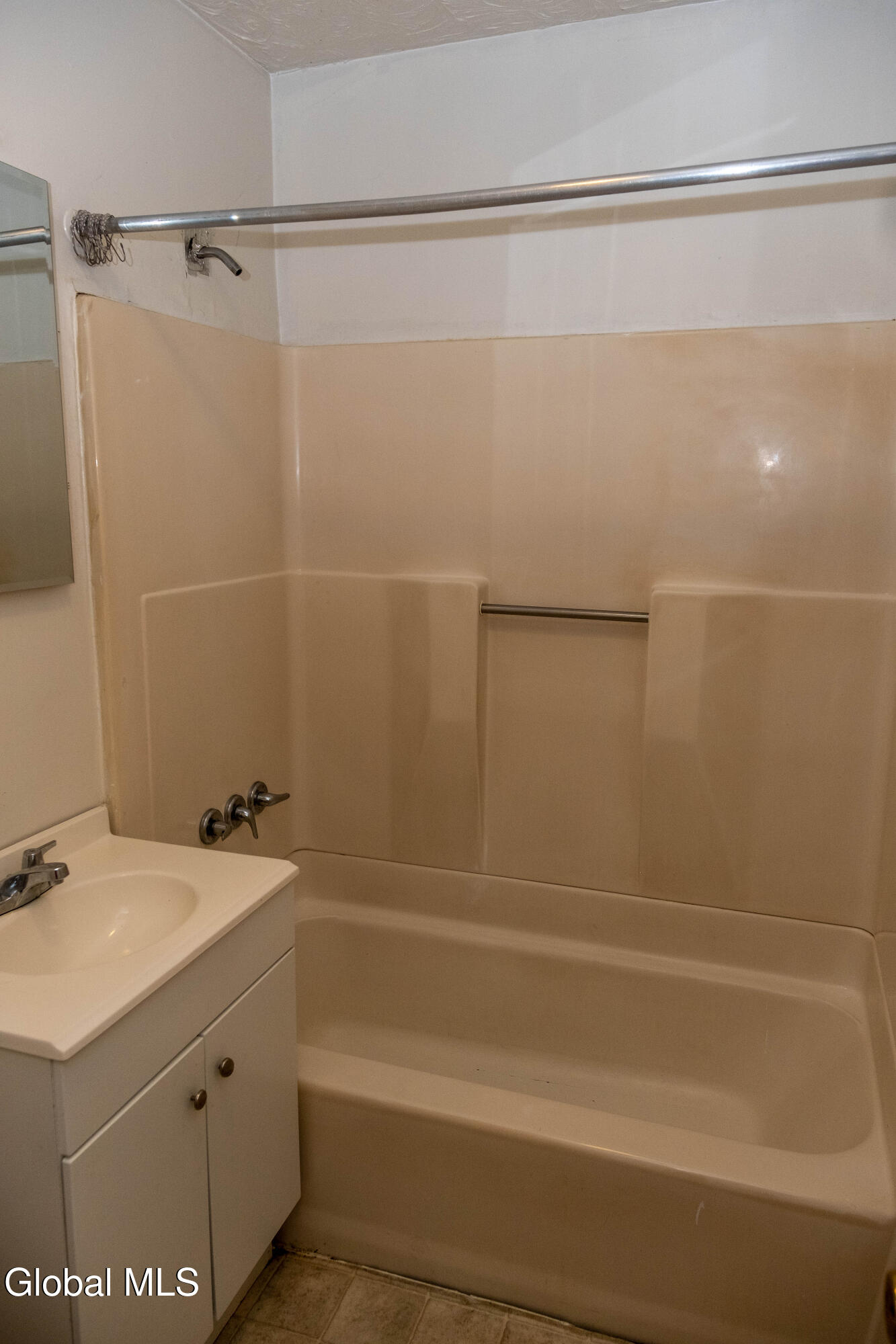 68 Vliet Street Cohoes NY 12047