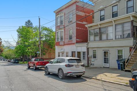 68 Vliet Street Cohoes NY 12047