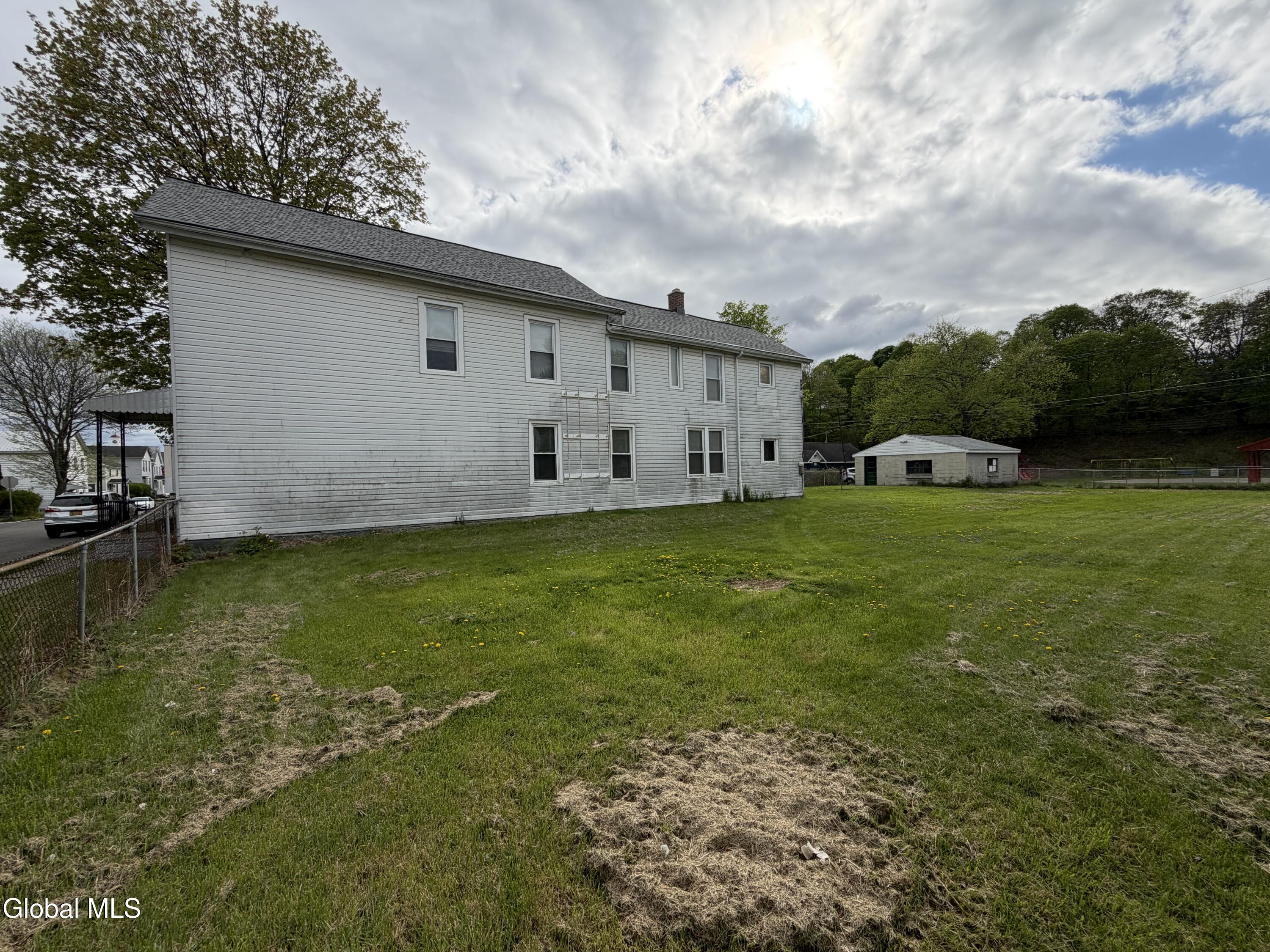 82 4th Street Waterford NY 12188