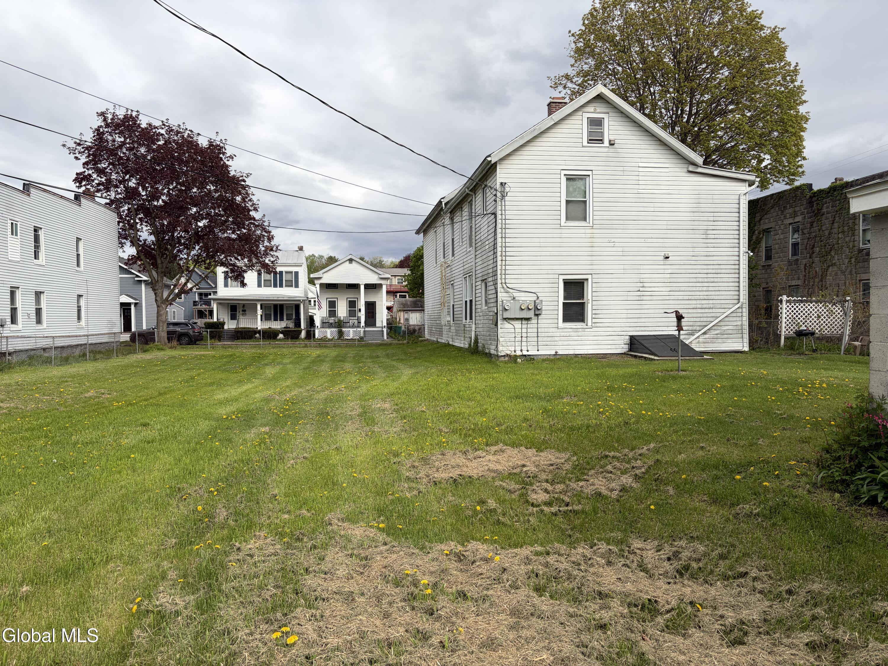 82 4th Street Waterford NY 12188