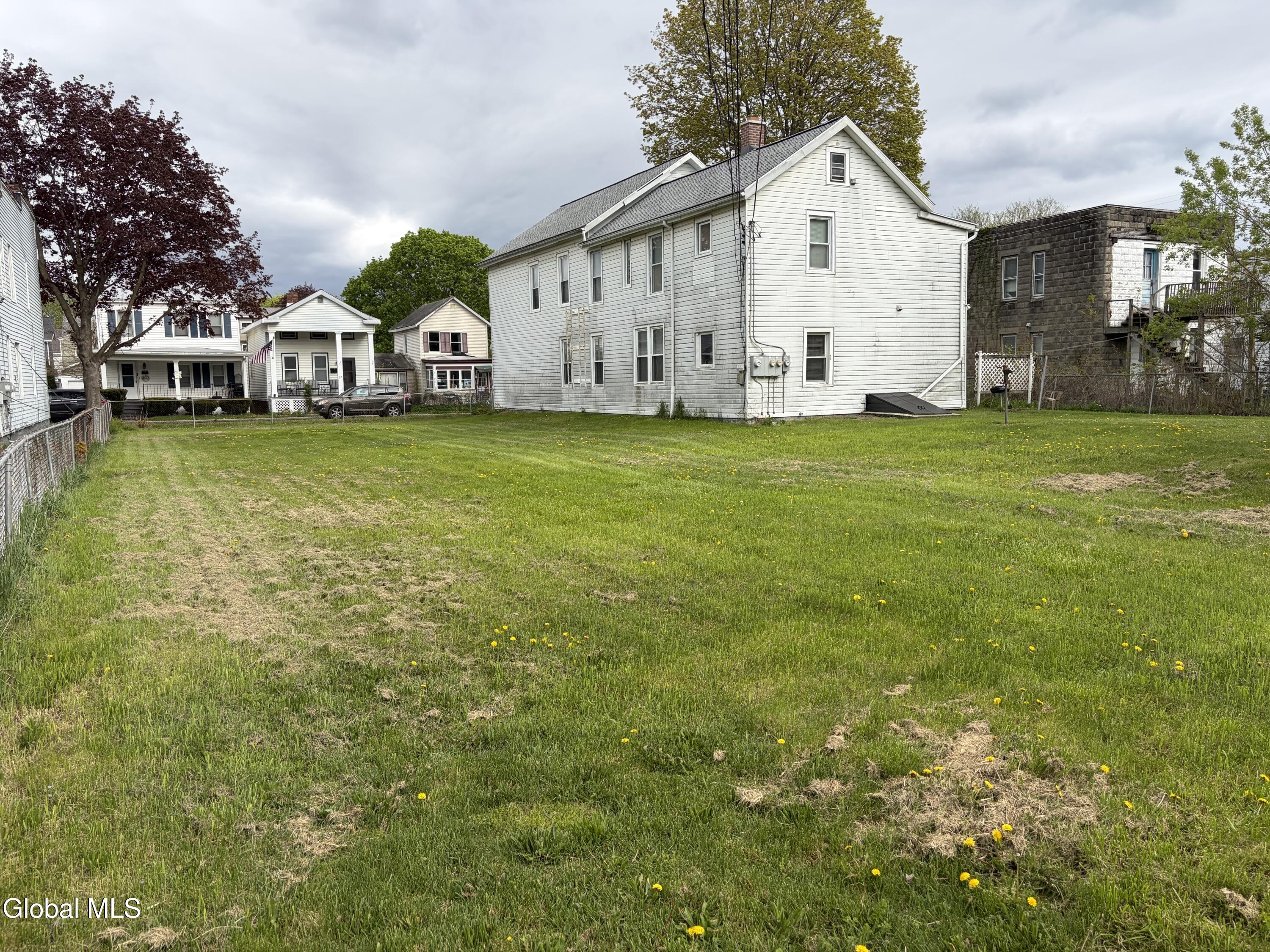 82 4th Street Waterford NY 12188