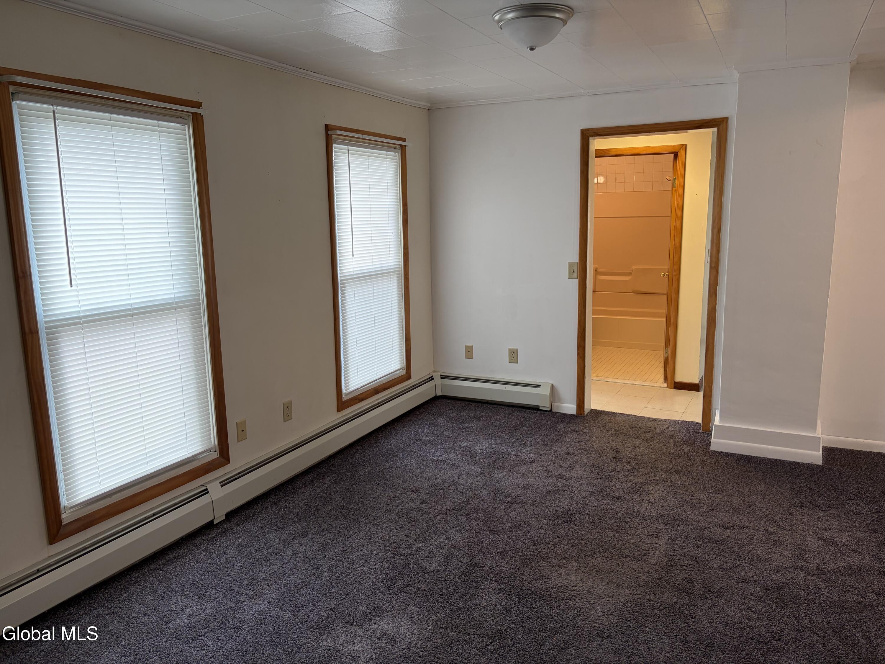 82 4th Street Waterford NY 12188