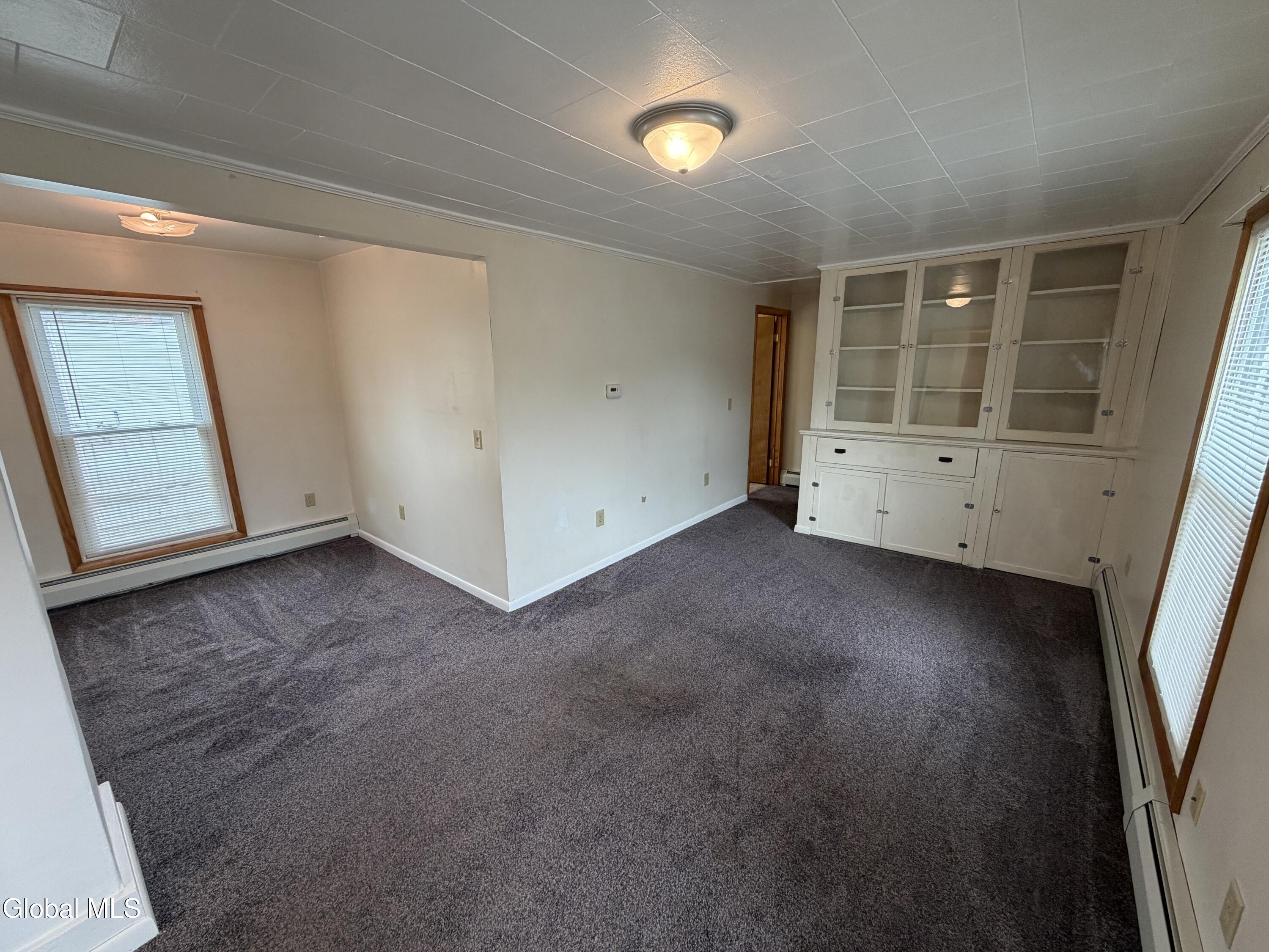 82 4th Street Waterford NY 12188