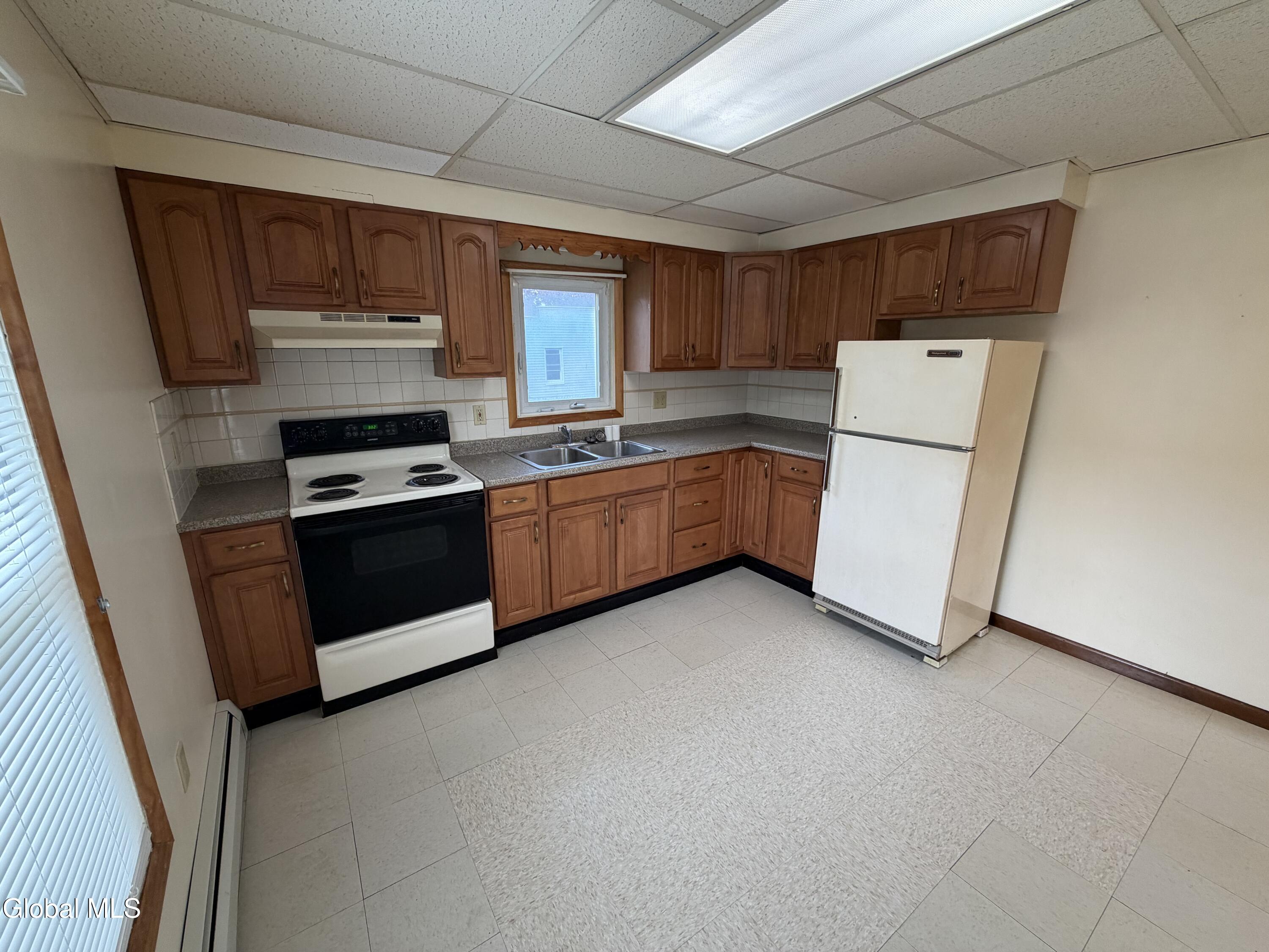 82 4th Street Waterford NY 12188