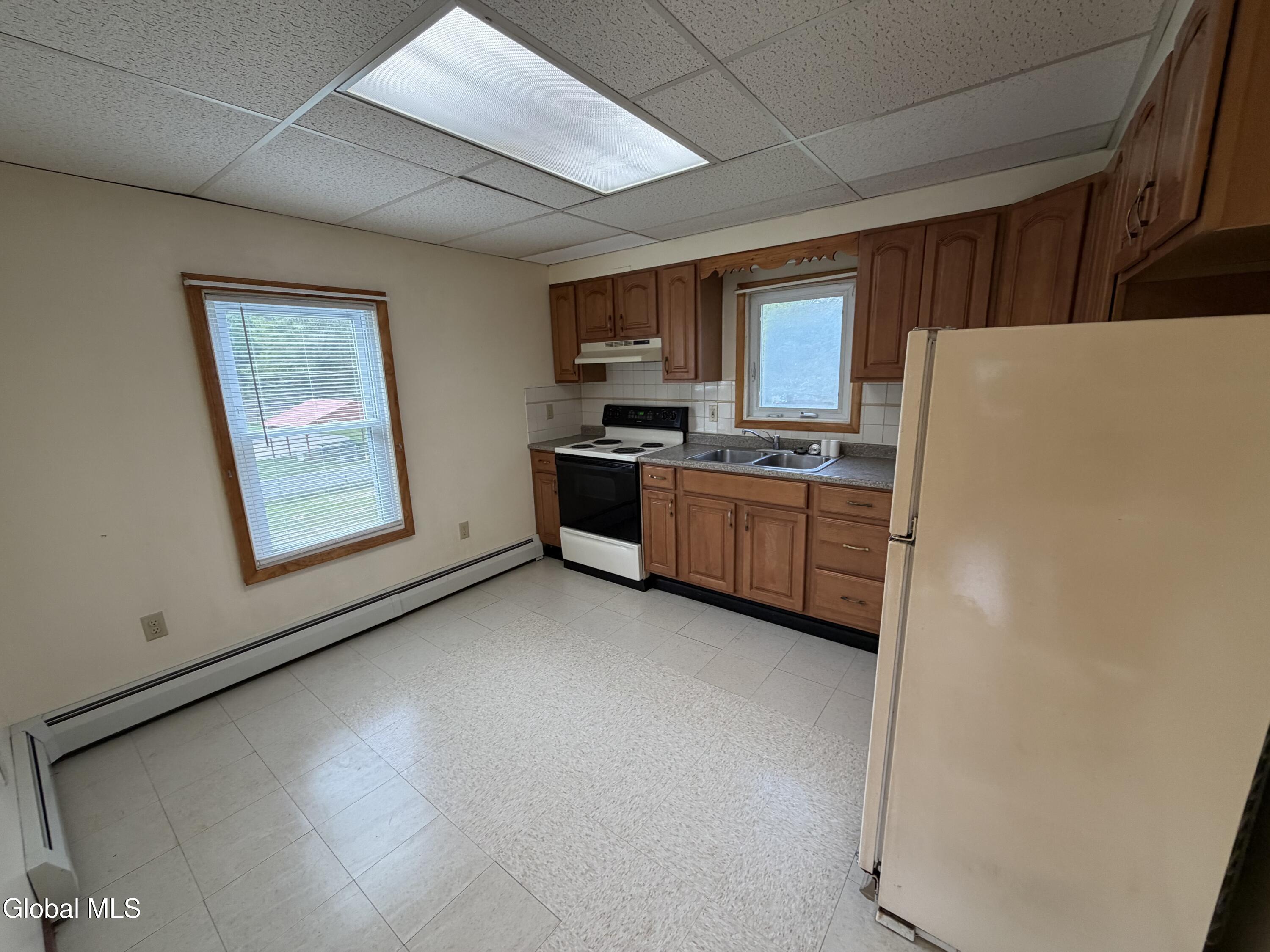82 4th Street Waterford NY 12188