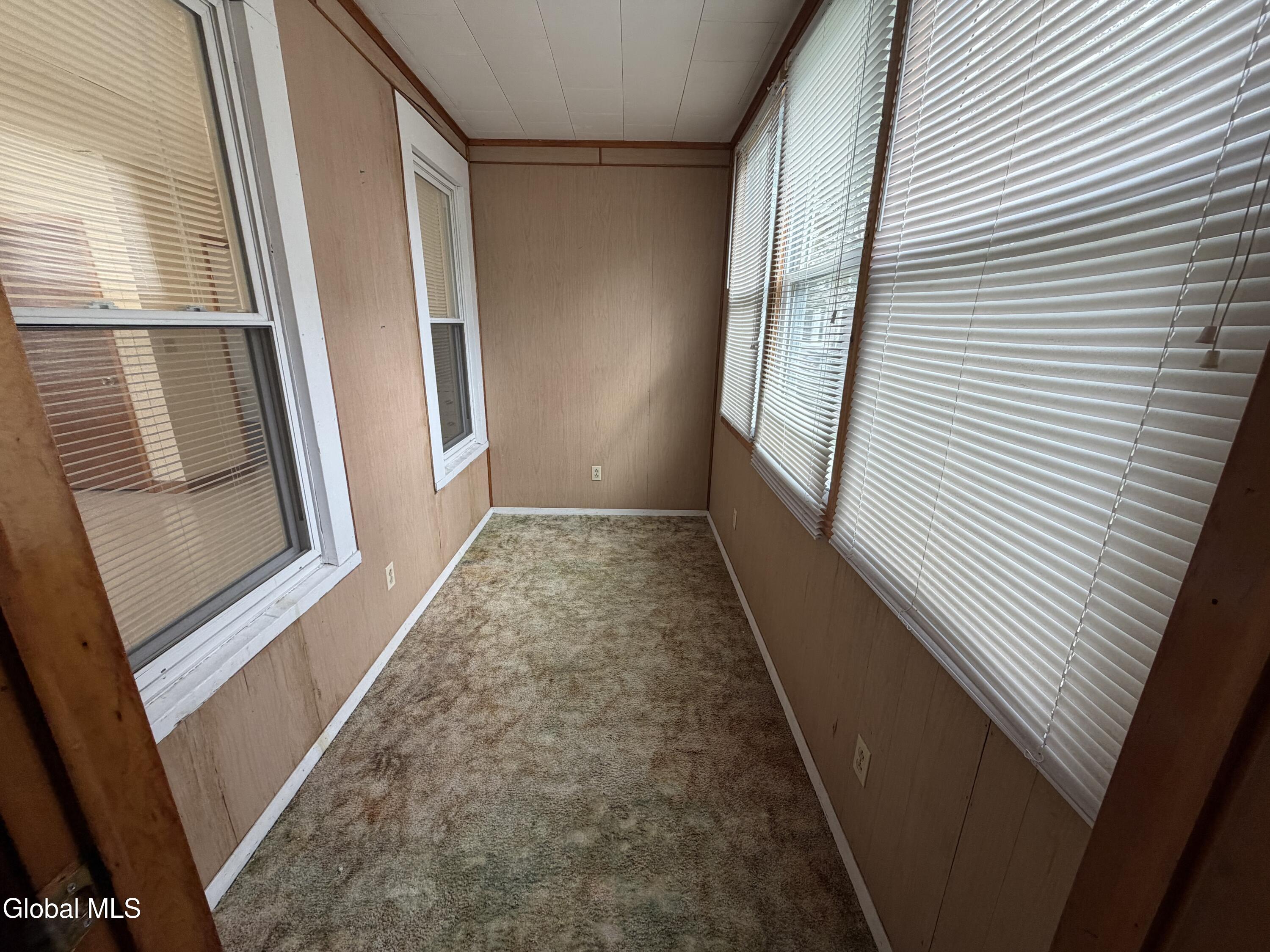 82 4th Street Waterford NY 12188