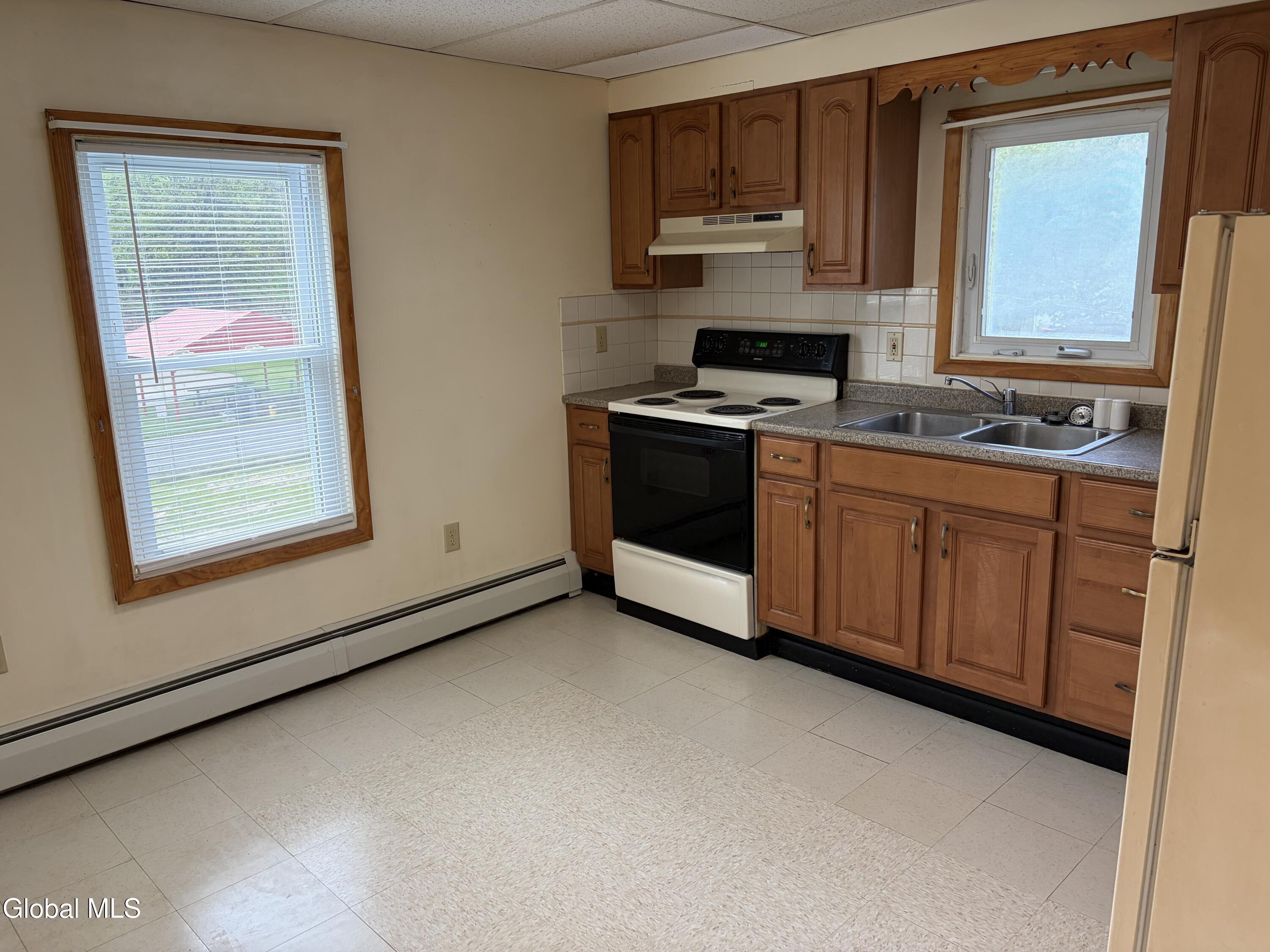 82 4th Street Waterford NY 12188