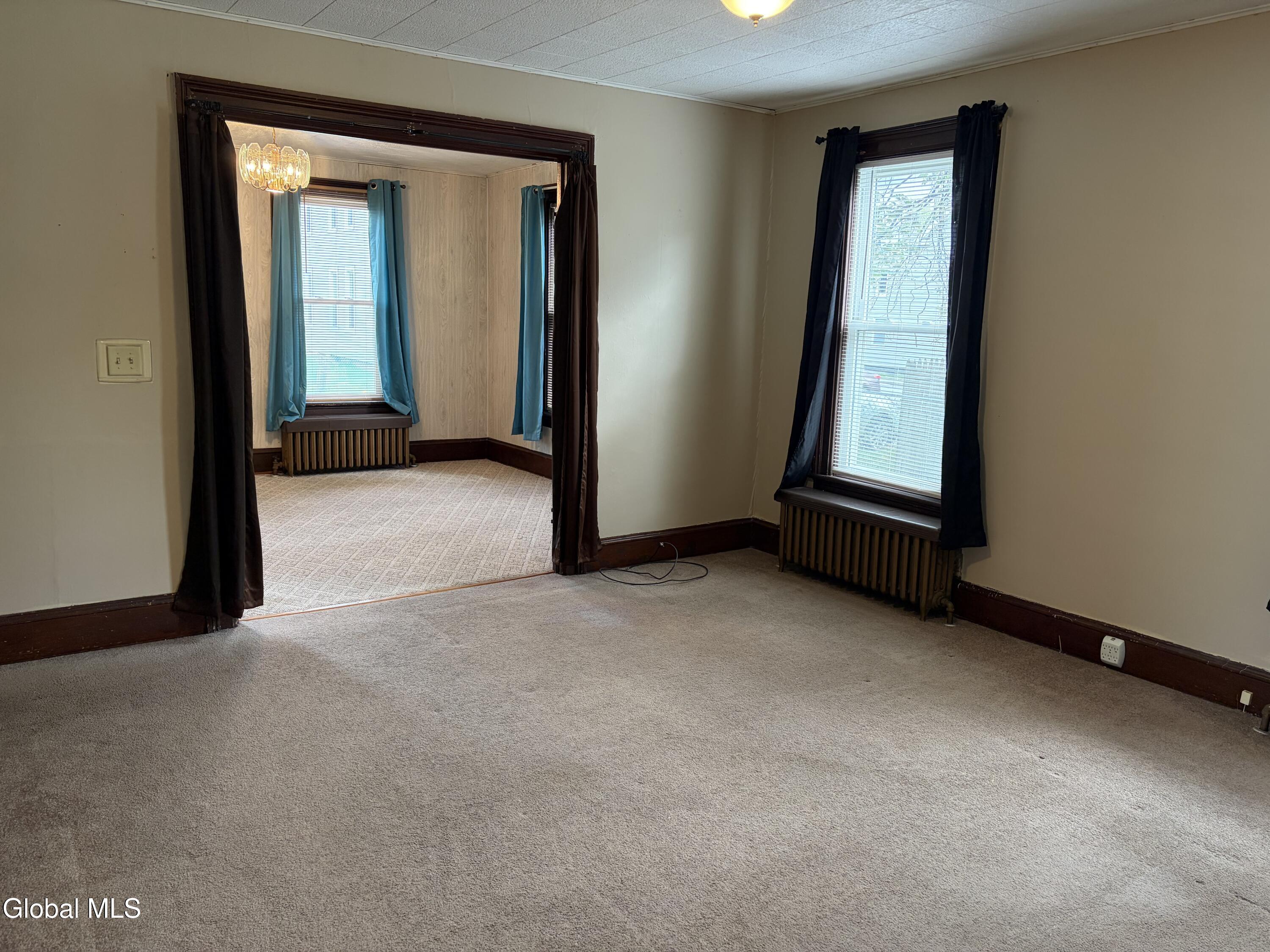 82 4th Street Waterford NY 12188