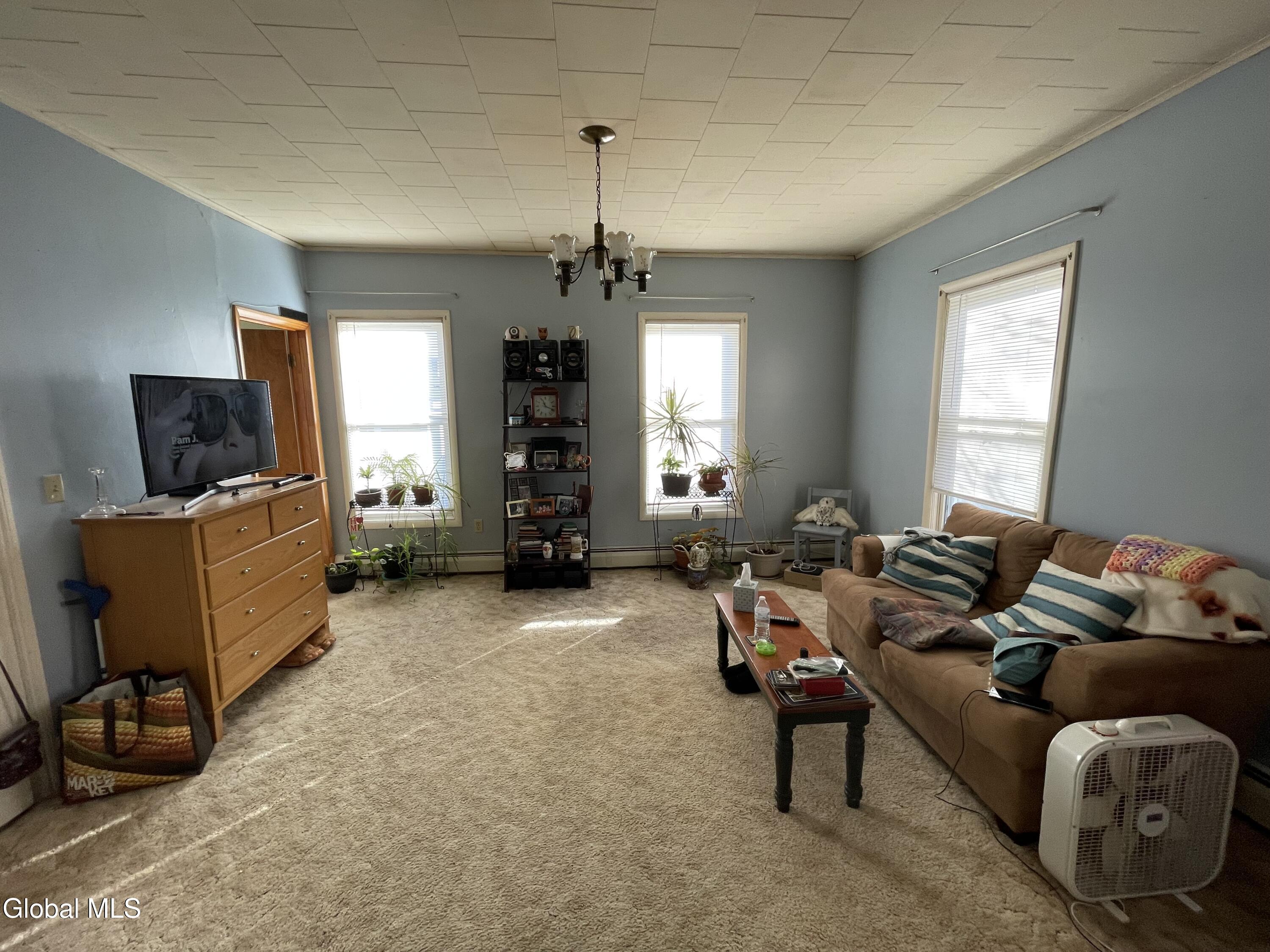 82 4th Street Waterford NY 12188