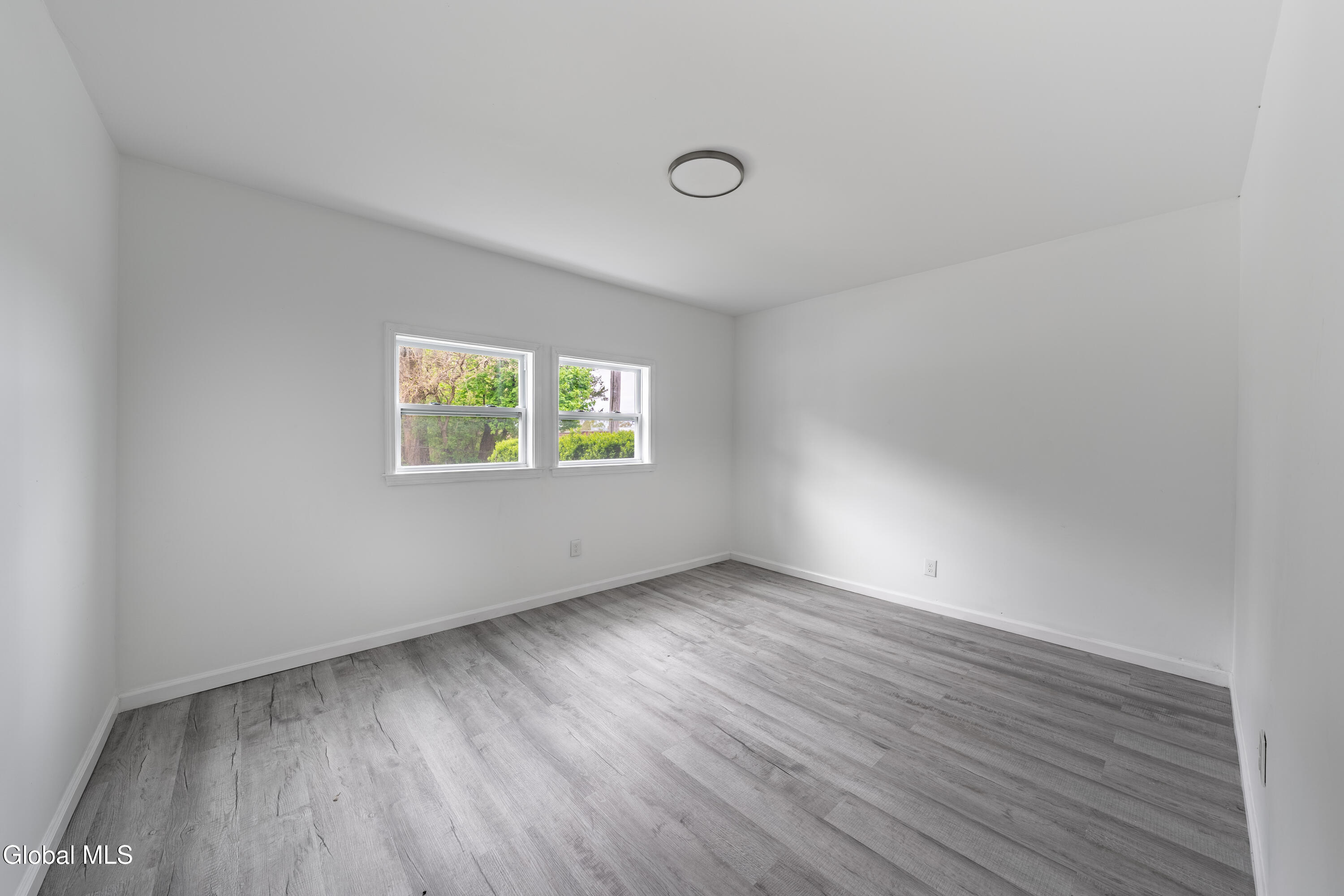 619 Seneca Street Schenectady NY 12308