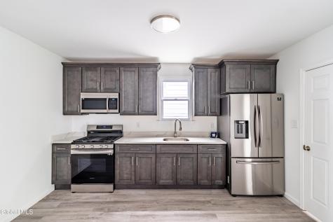 619 Seneca Street Schenectady NY 12308