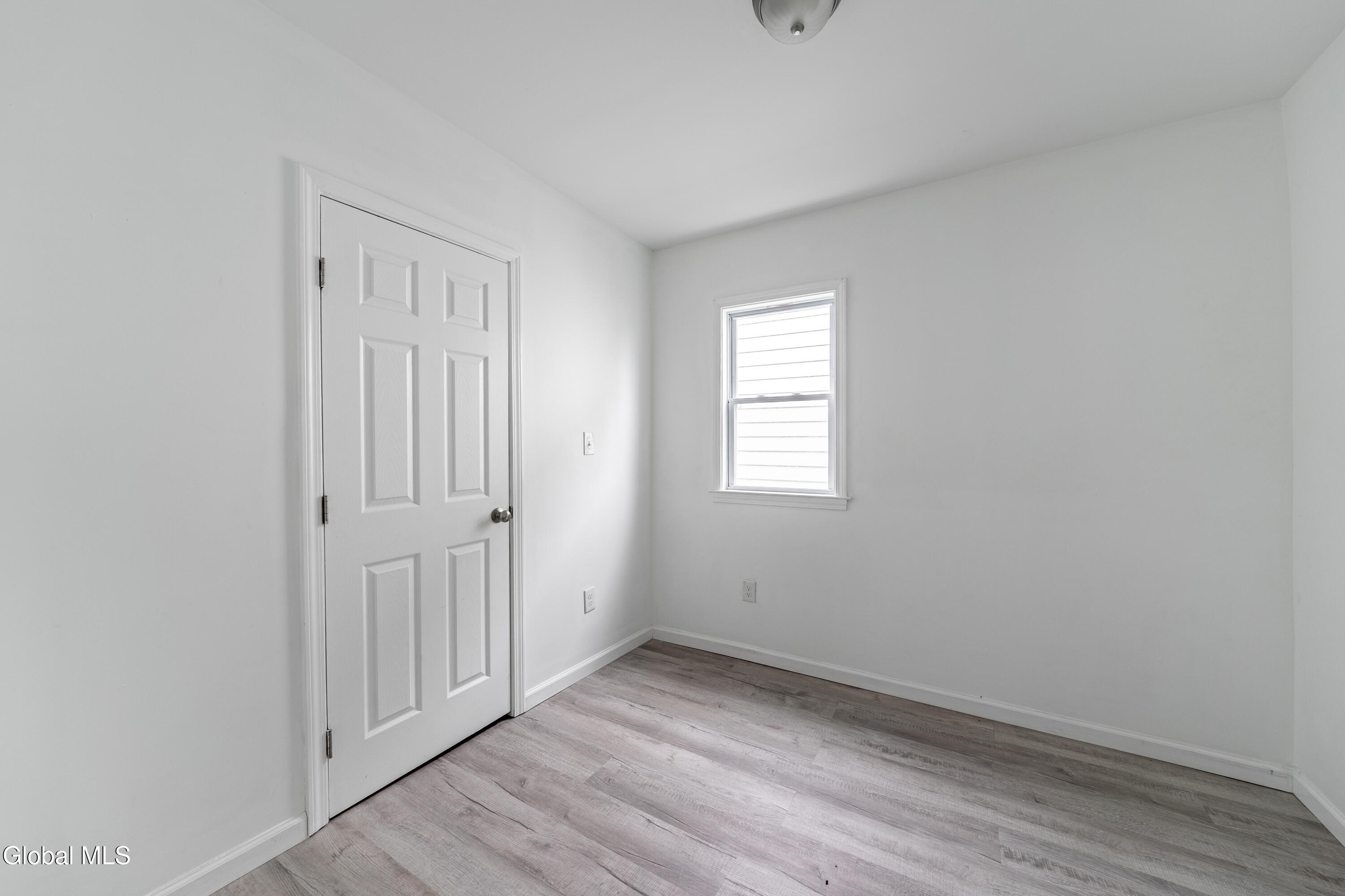 619 Seneca Street Schenectady NY 12308