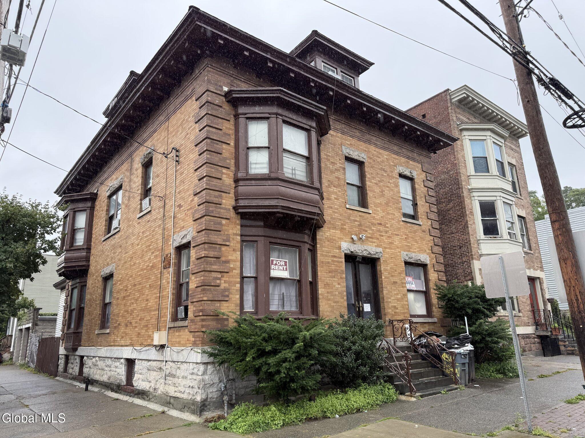 402 Clinton Avenue Albany NY 12206