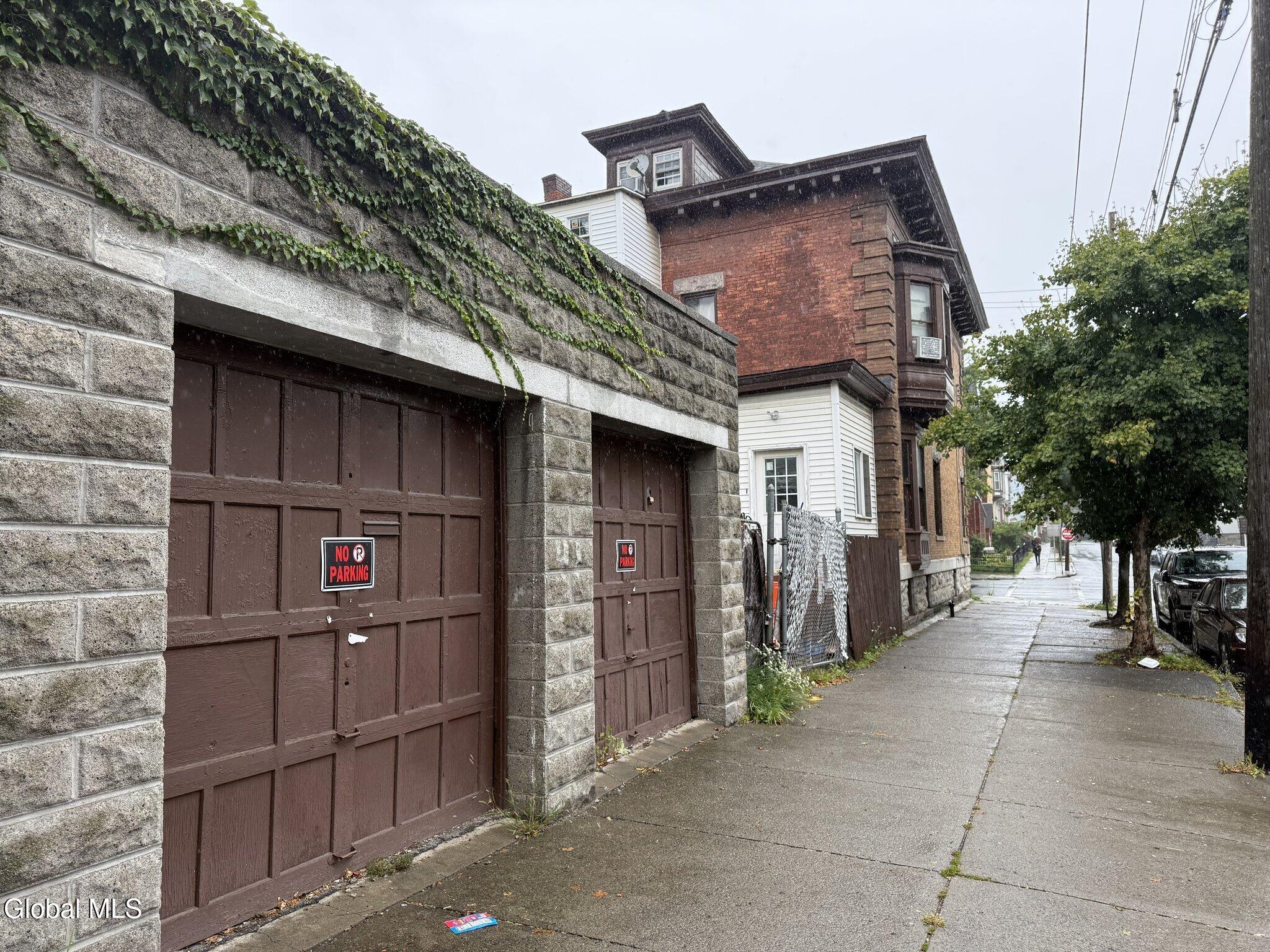402 Clinton Avenue Albany NY 12206