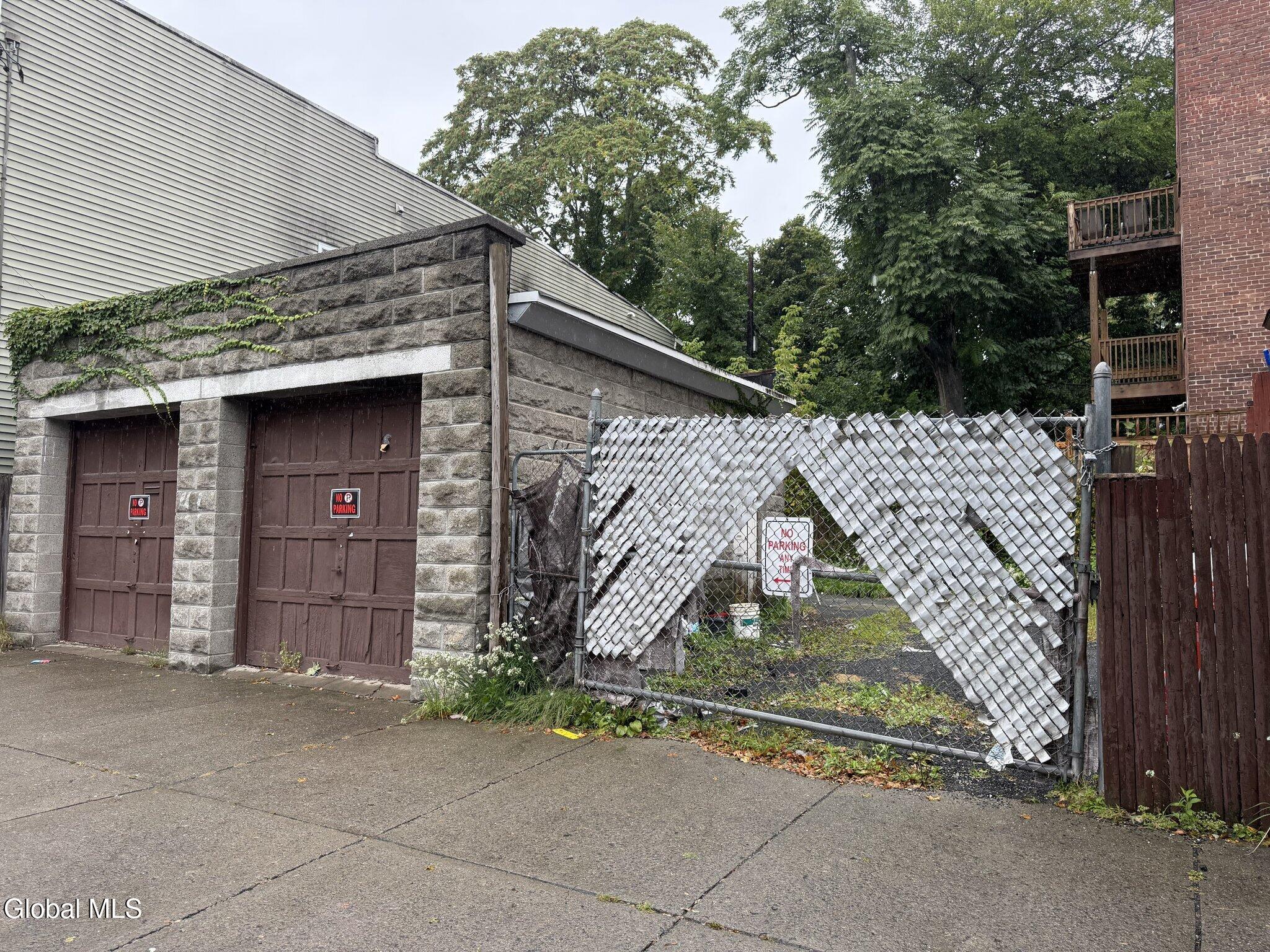 402 Clinton Avenue Albany NY 12206
