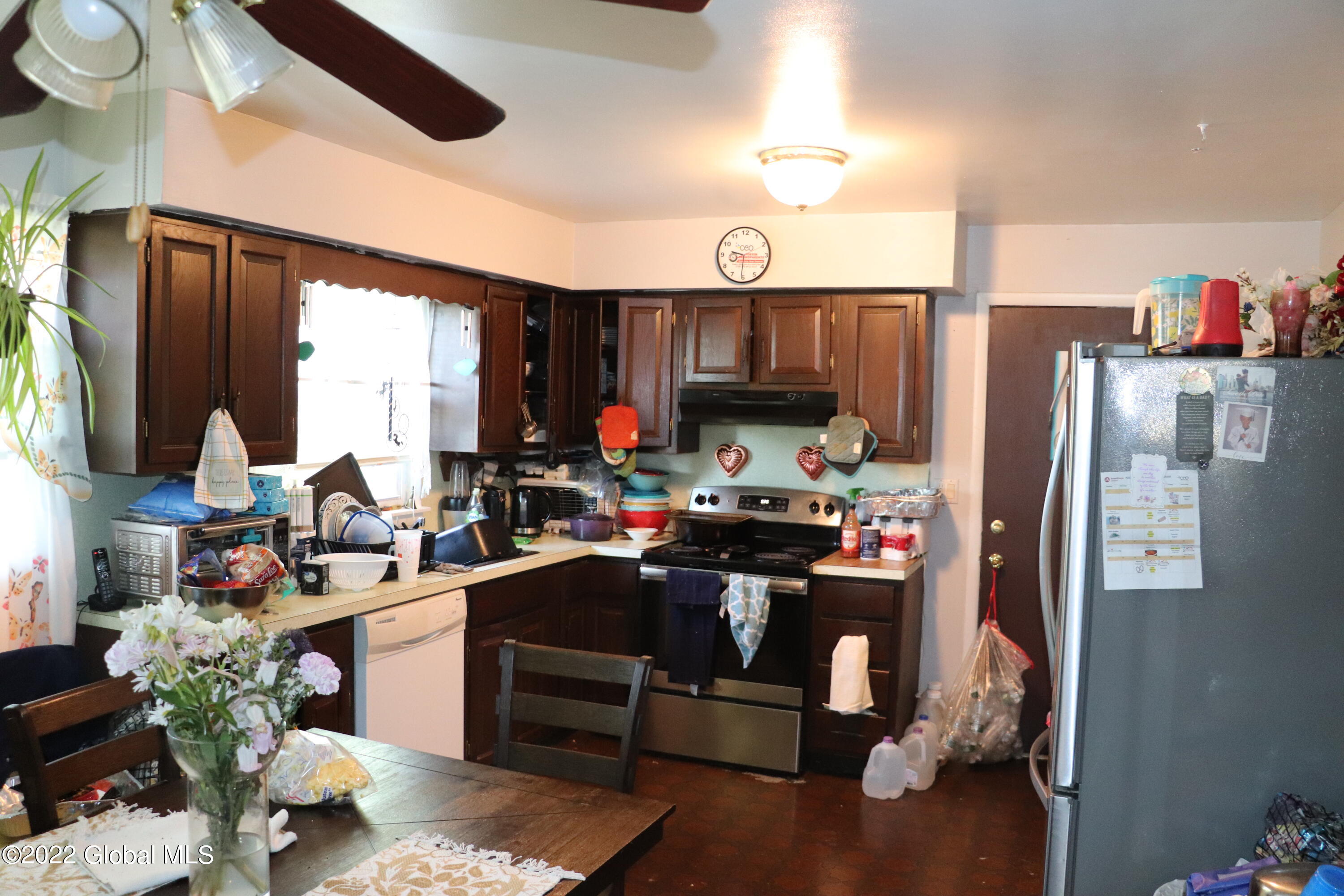 12 Limerick Drive Albany NY 12204
