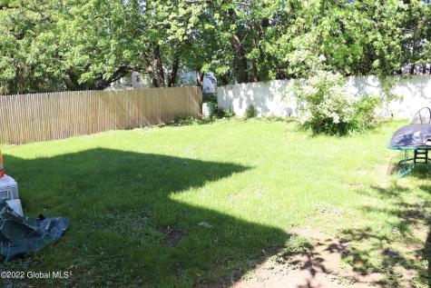 12 Limerick Drive Albany NY 12204