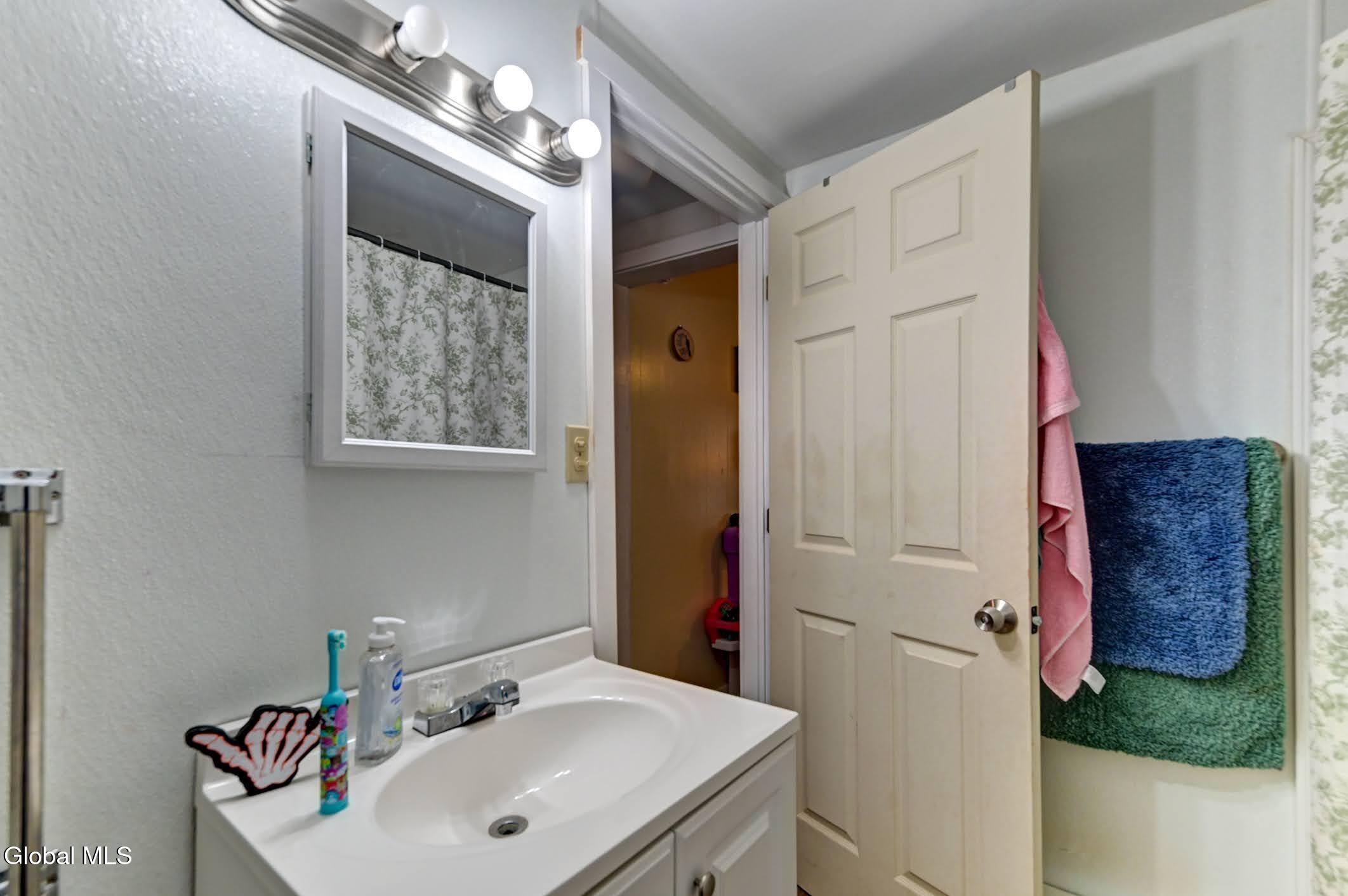 93 Montgomery Street Canajoharie NY 13317