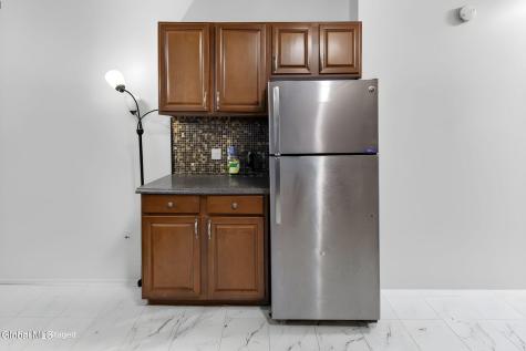 1216 5th Avenue Troy NY 12180
