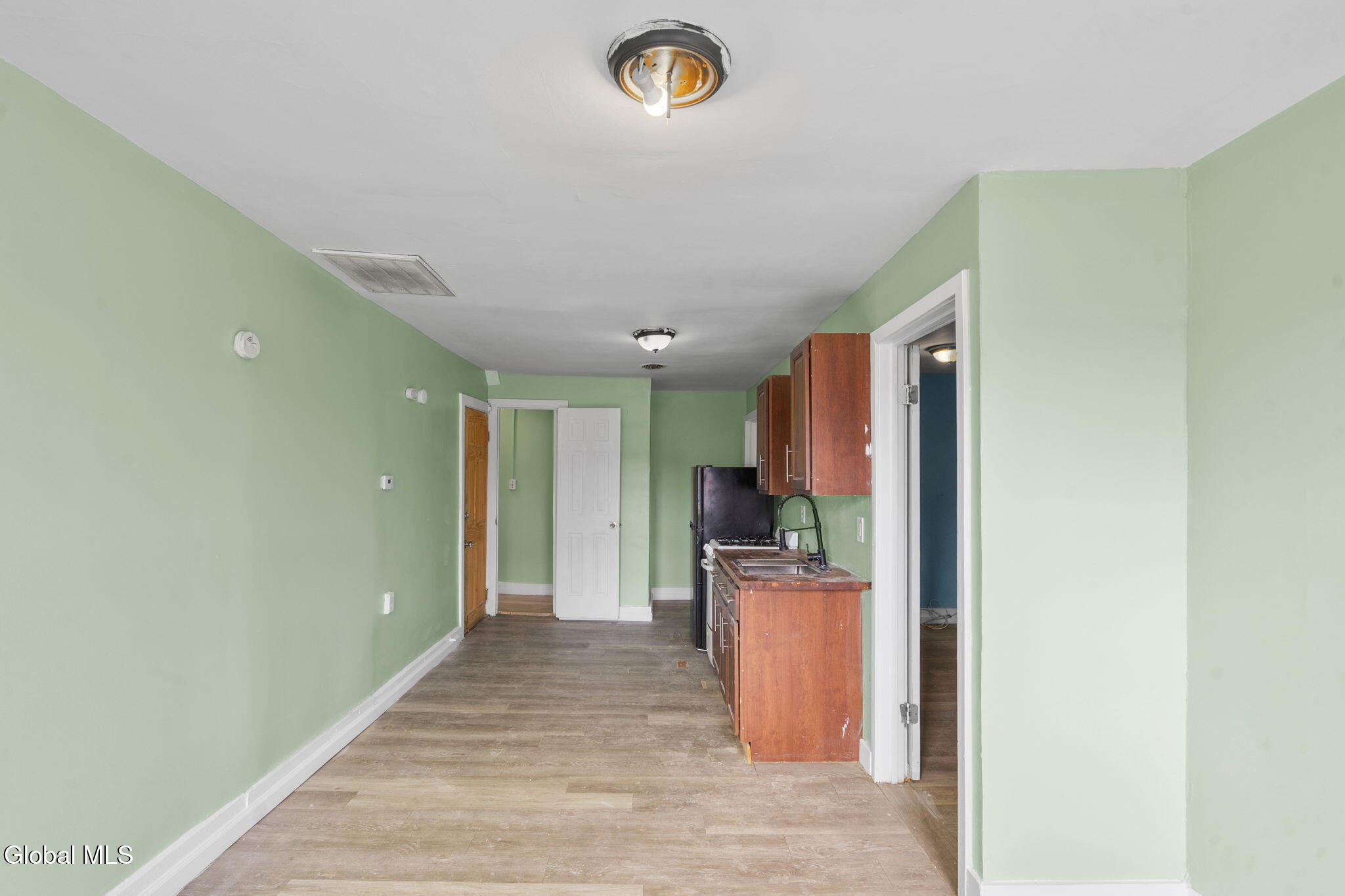 5 West Street Albany NY 12206