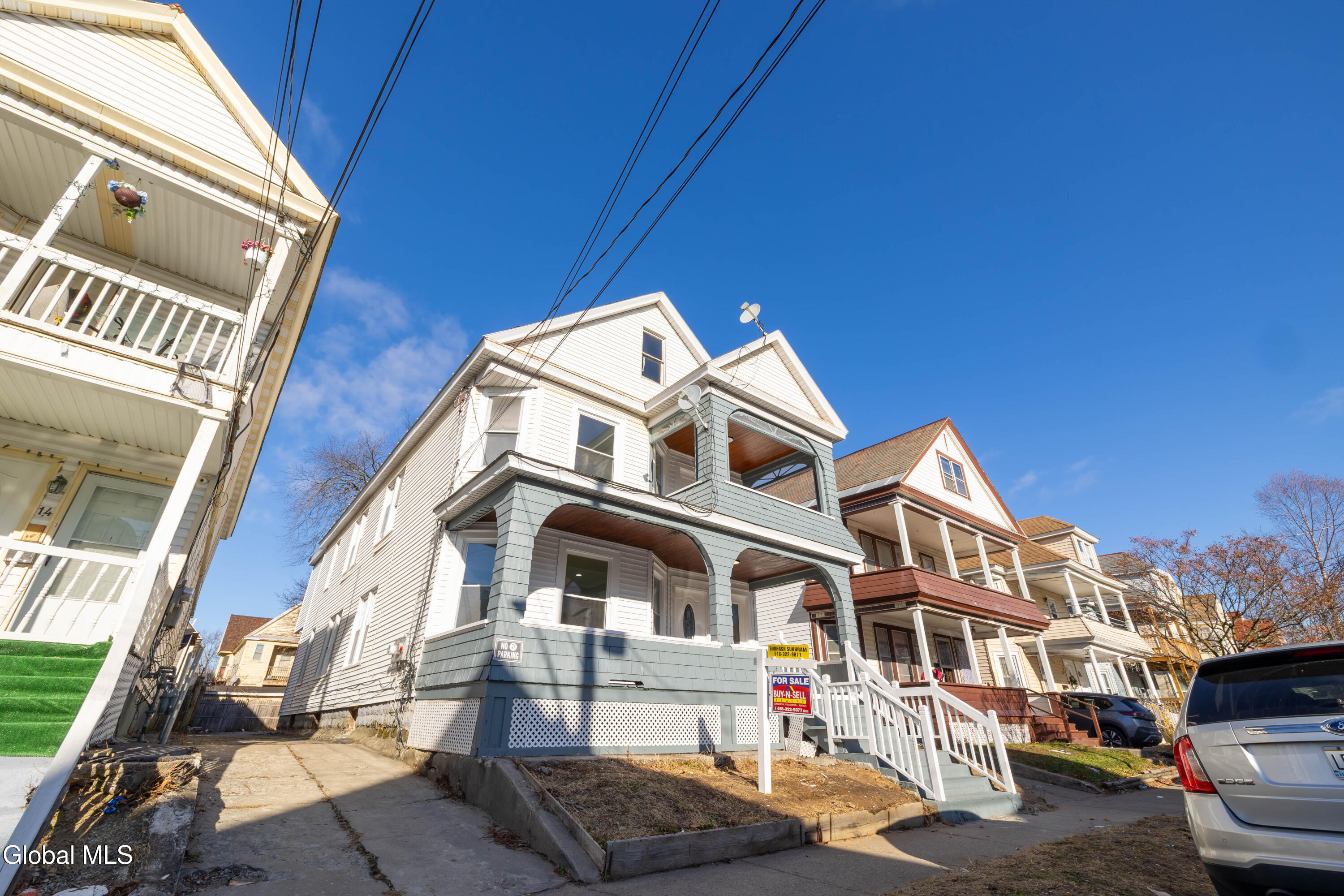 16 Hawk Street Schenectady NY 12307