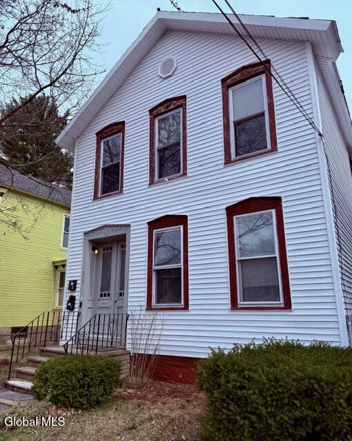 Troy NY, 902 3RD Avenue