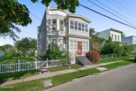 1627 9th Avenue Watervliet NY 12189