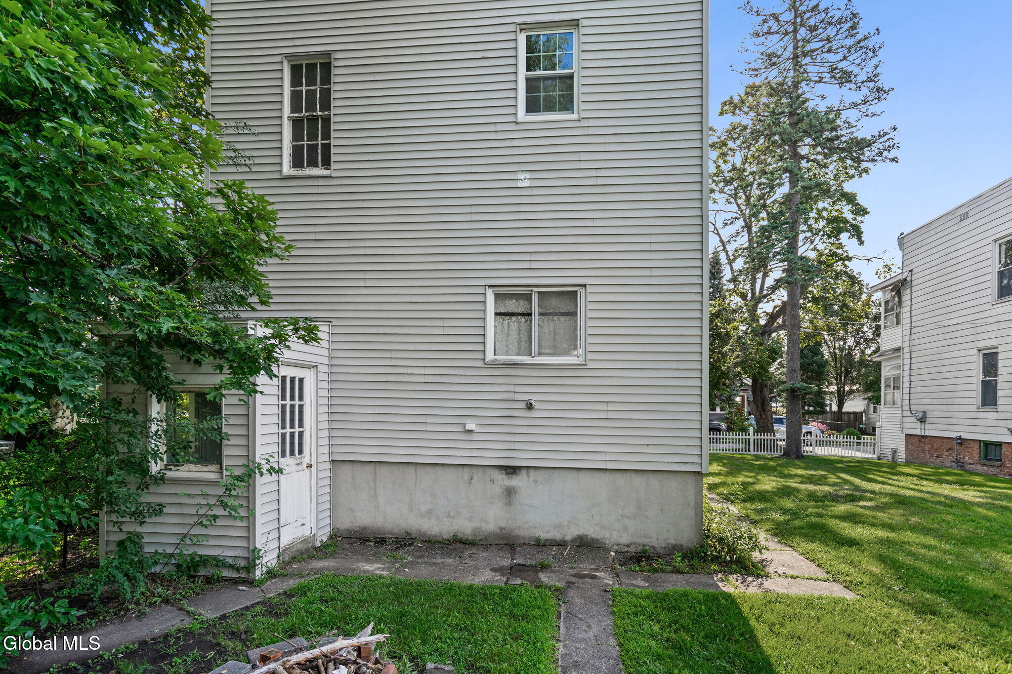 1627 9th Avenue Watervliet NY 12189