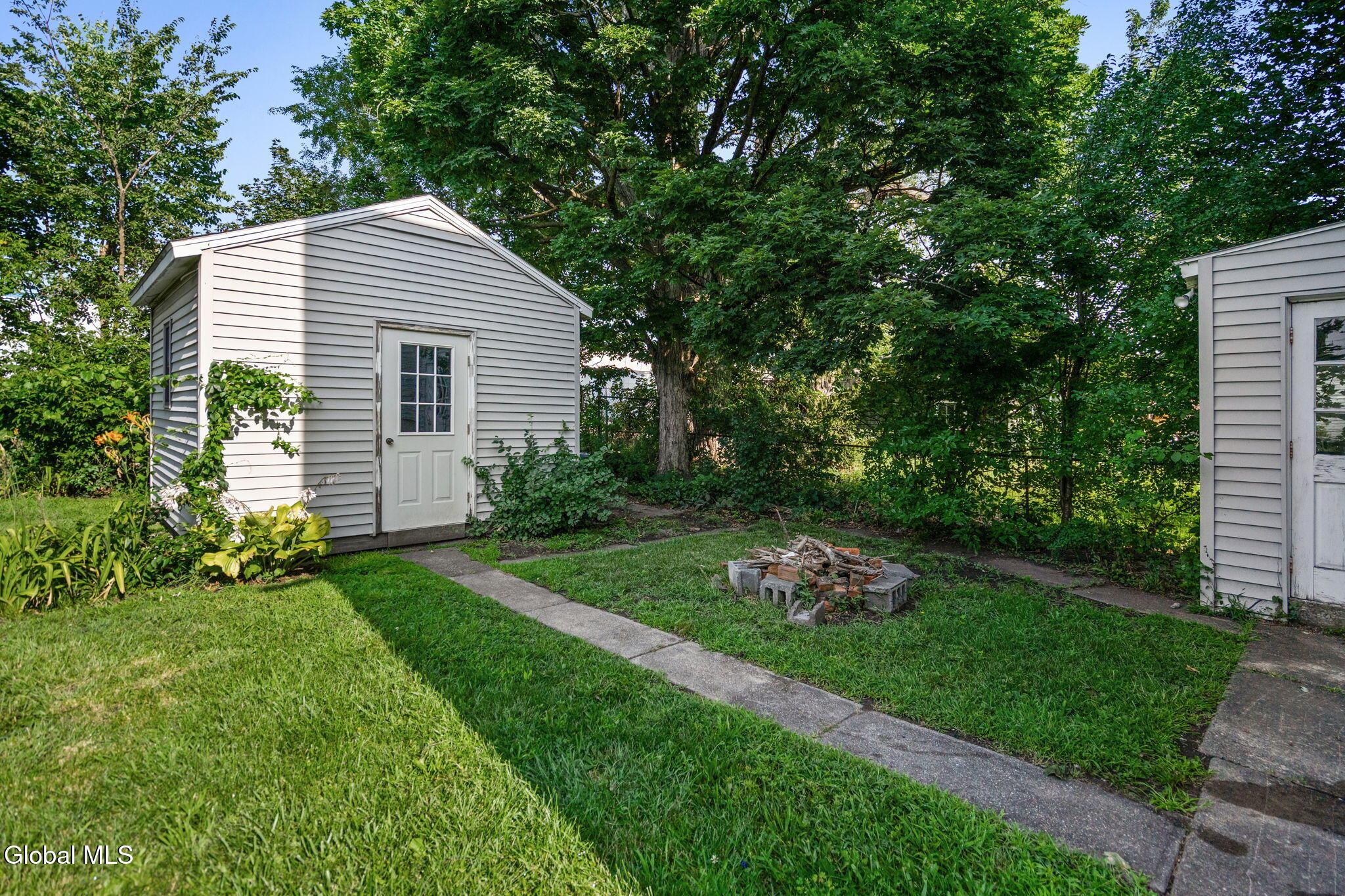 1627 9th Avenue Watervliet NY 12189