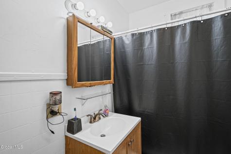1627 9th Avenue Watervliet NY 12189
