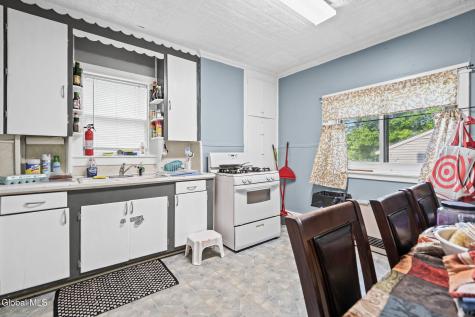 1627 9th Avenue Watervliet NY 12189