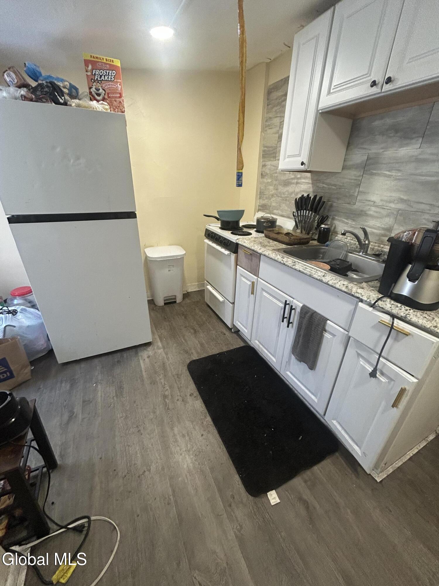 472 Hudson Avenue Albany NY 12203