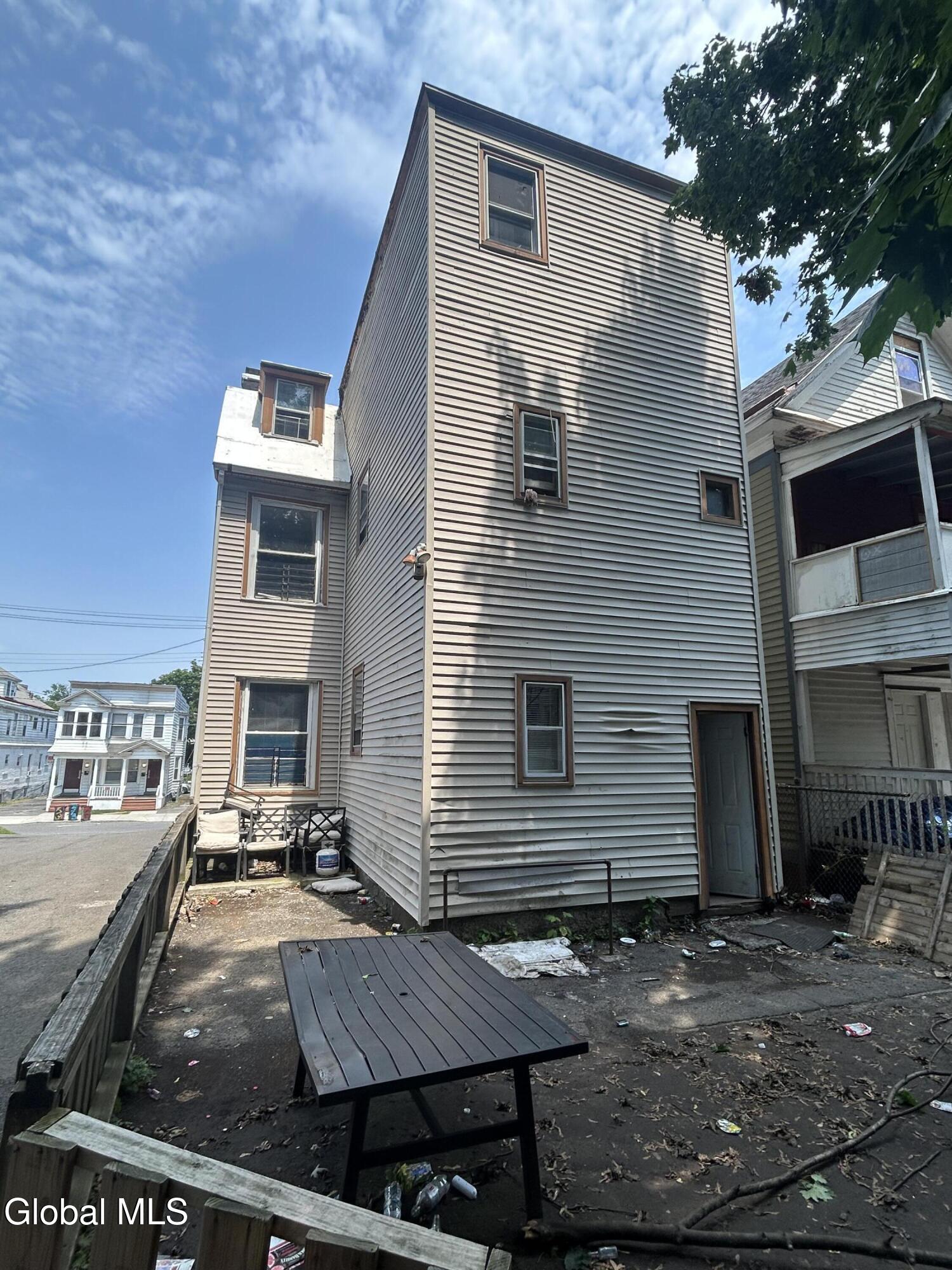 472 Hudson Avenue Albany NY 12203