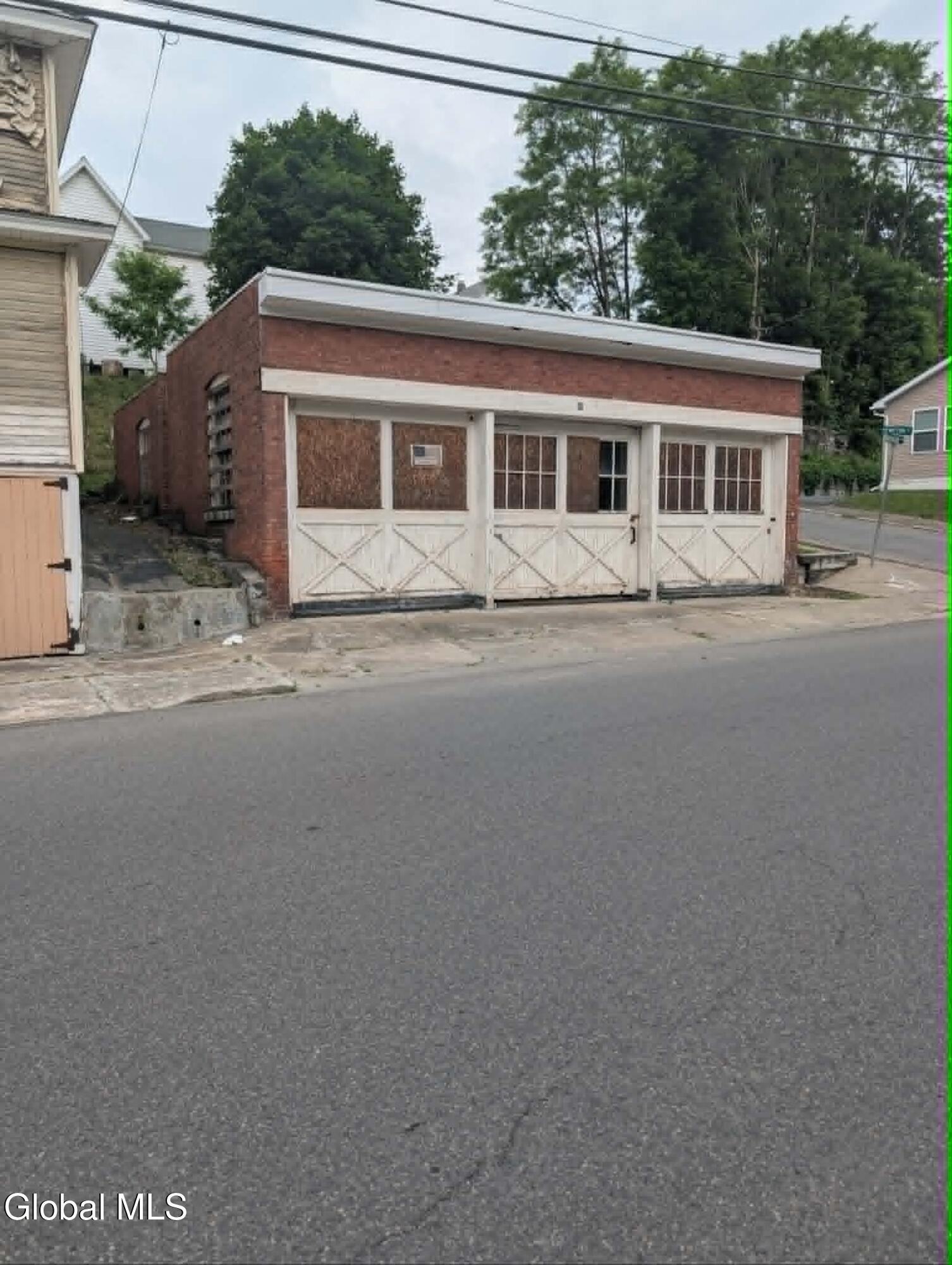 76-78 Brookside Ave Avenue Amsterdam NY 12010