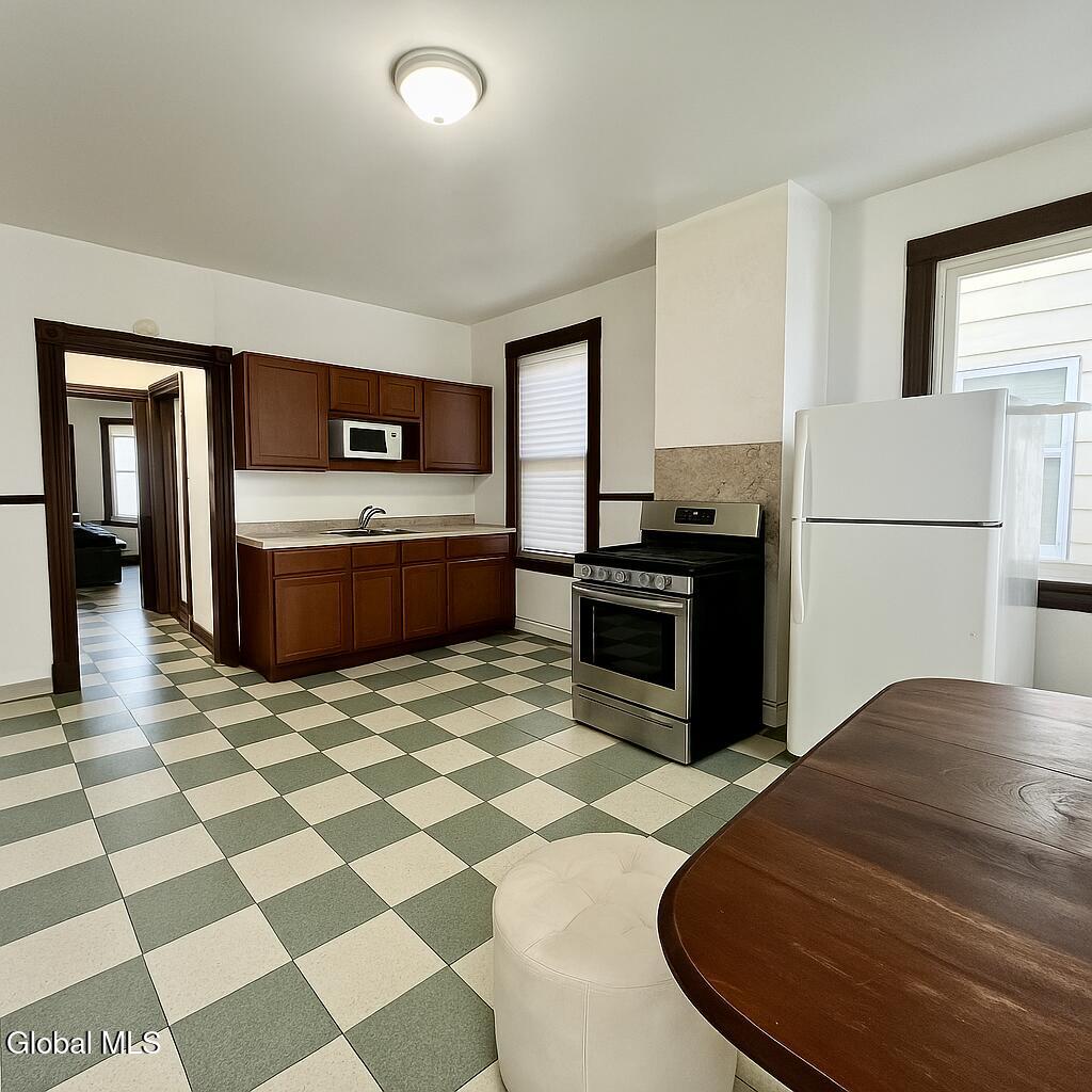 534 1st Street Albany NY 12206
