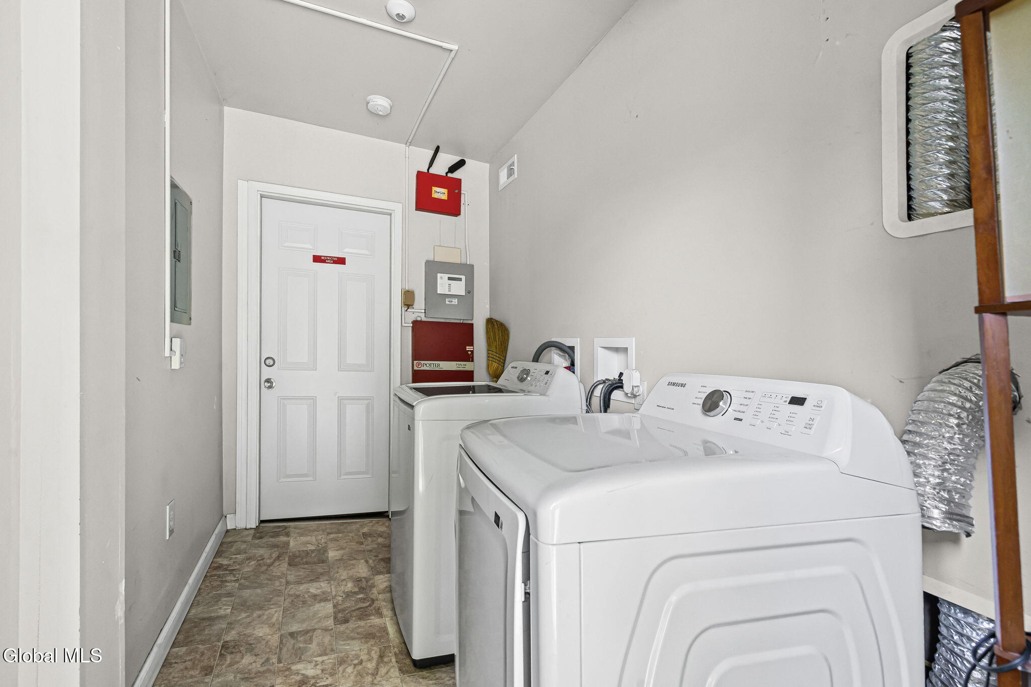 421 4th Street Troy NY 12180